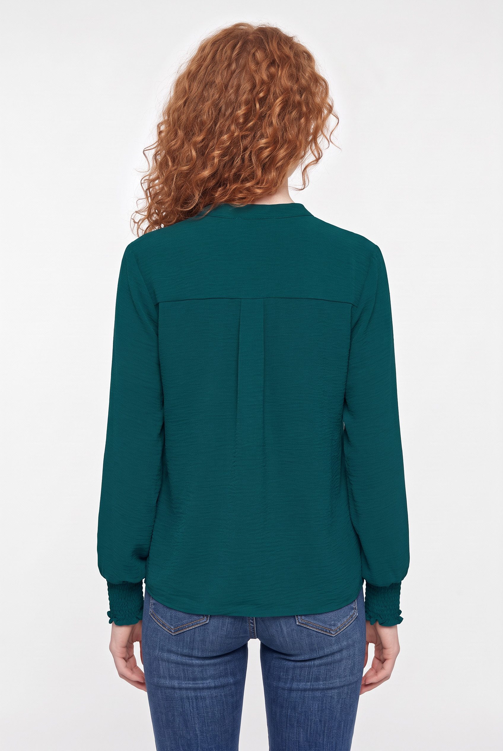 ONLY Blusenshirt ONLMETTE V-NECK LS SMOCK TOP NOOS WVN Kunstfaser, regular fit – Bild 3 von 5