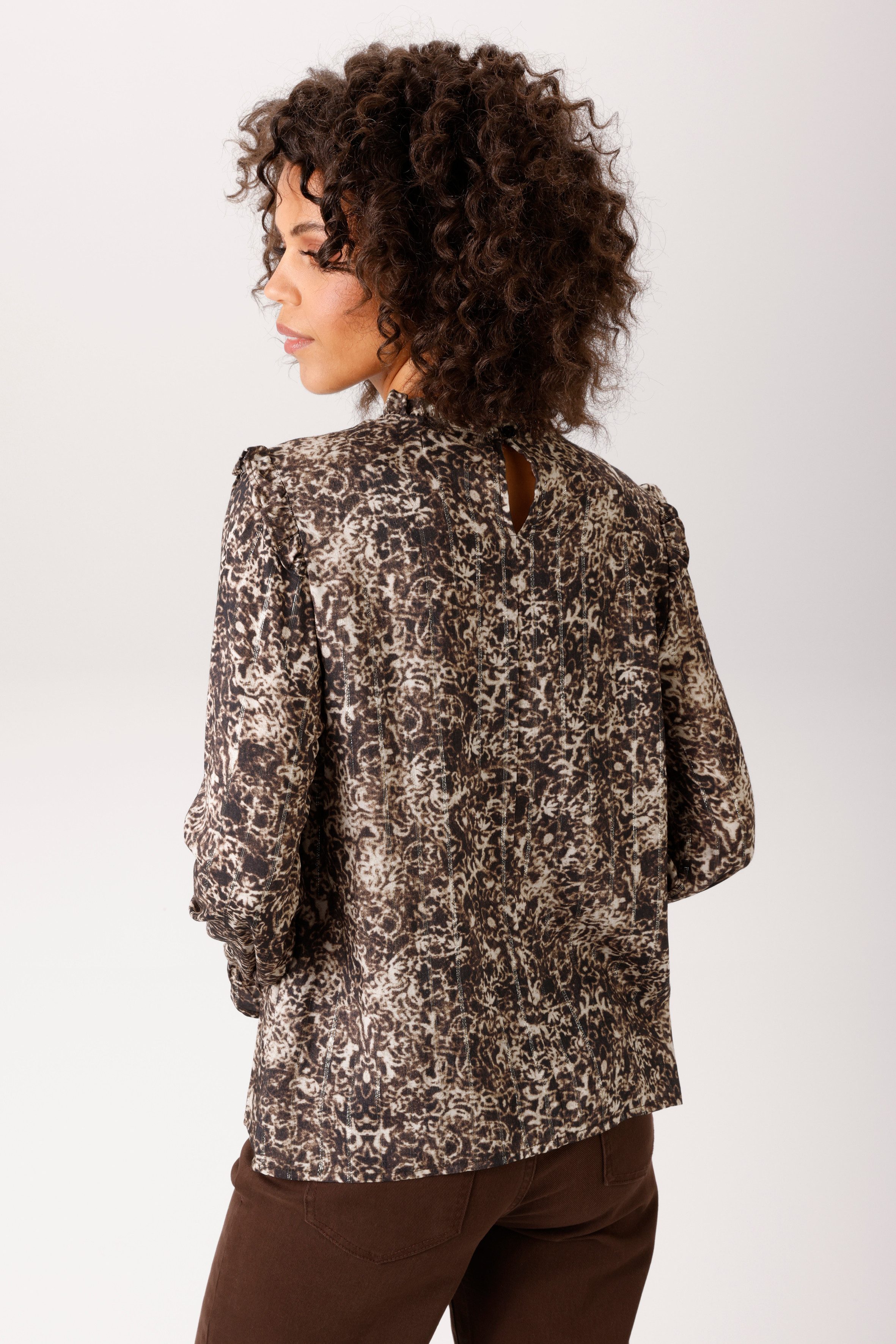Aniston CASUAL Schlupfbluse mit Glanzfäden im grafischen Blumendruck - NEUE KOLLEKTION – Bild 2 von 5