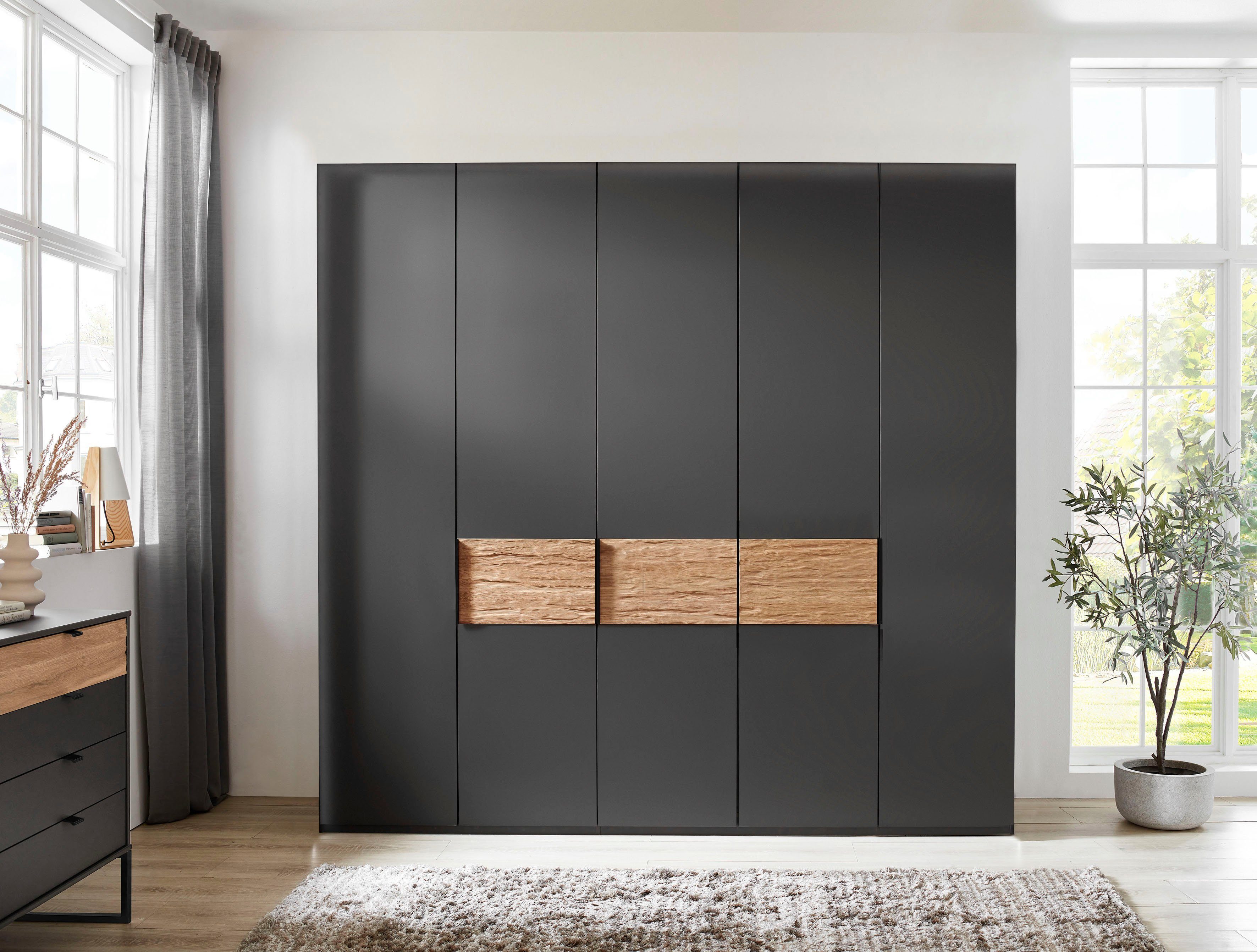 WIEMANN Kleiderschrank Acapulco hochwertige Beschläge