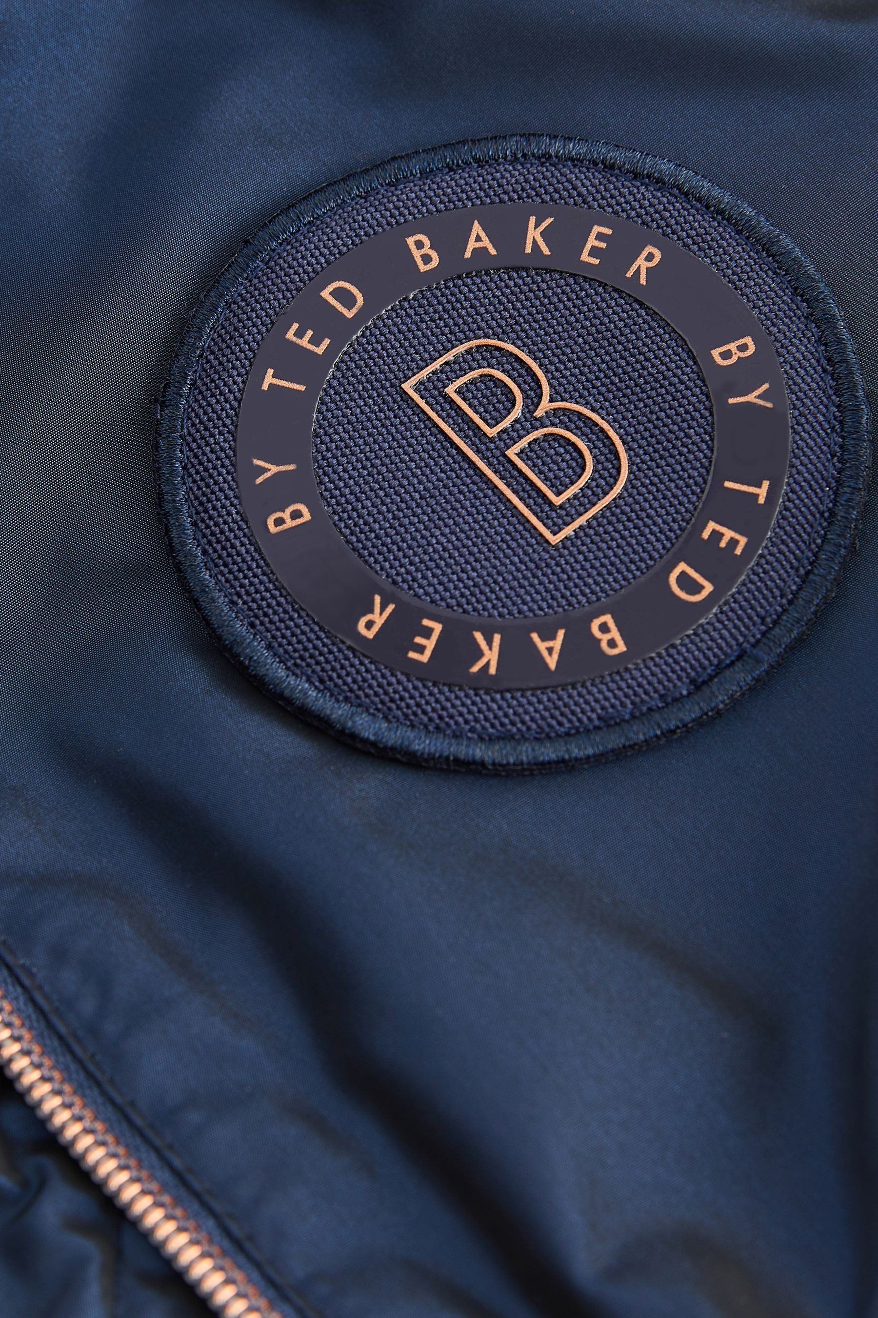 Baker by Ted Baker Kurzmantel Baker by Ted Baker Wasserabweisender Rüschenmantel (1-tlg)