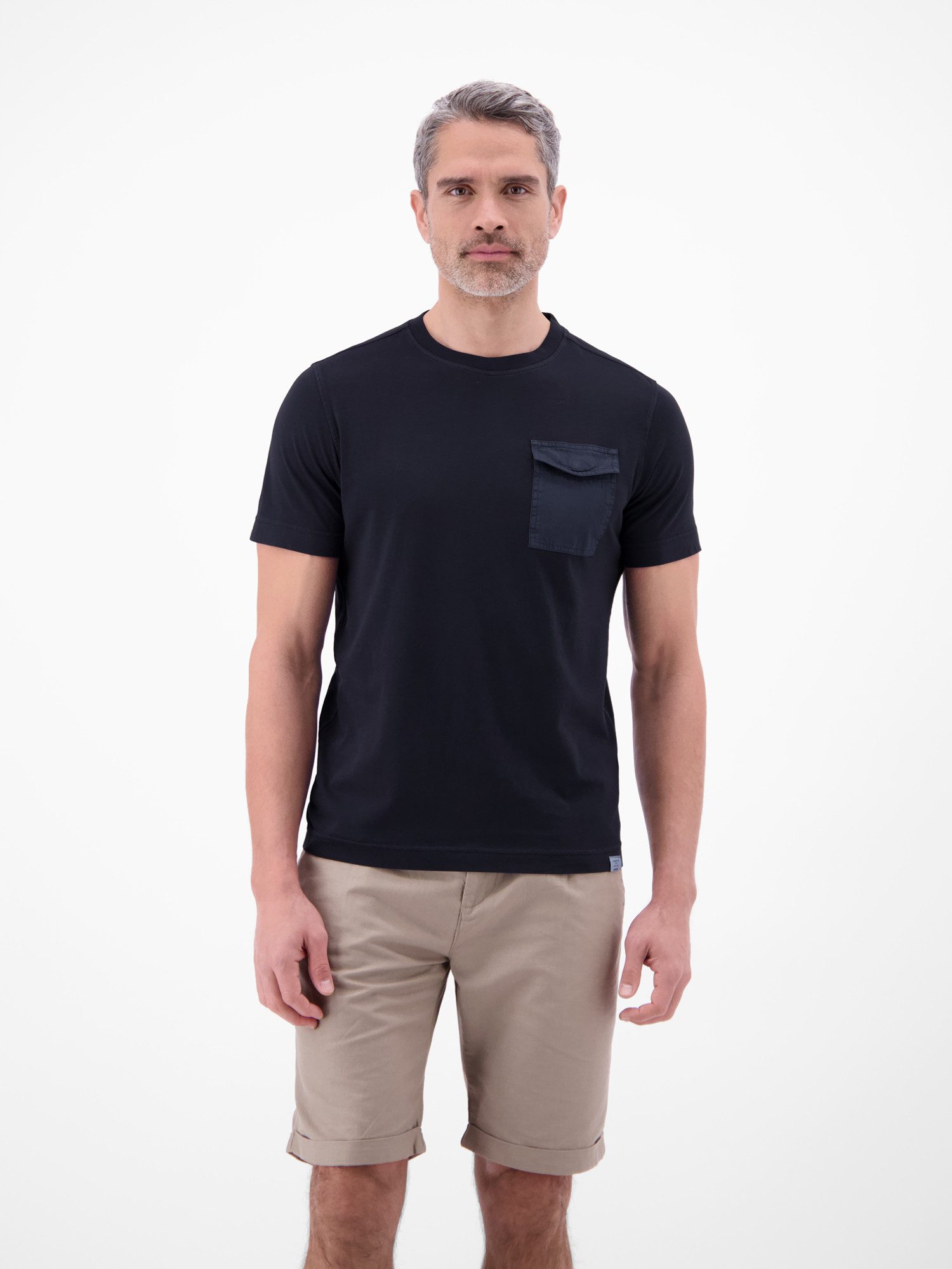 LERROS T-Shirt T-Shirt mit O-Neck und Brusttasche