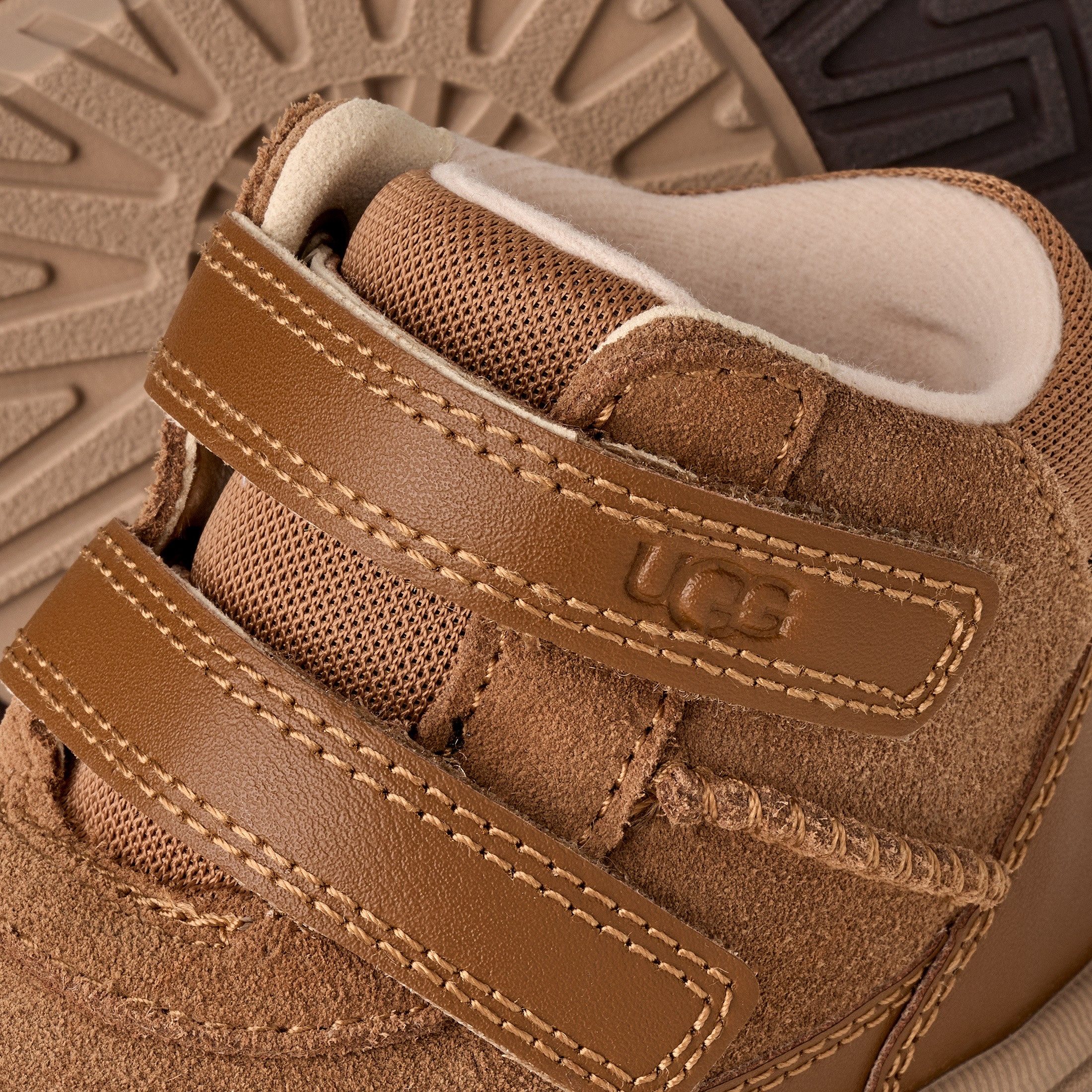 UGG RENNIE Winterboots Winterboots mit weichem Schaftrand