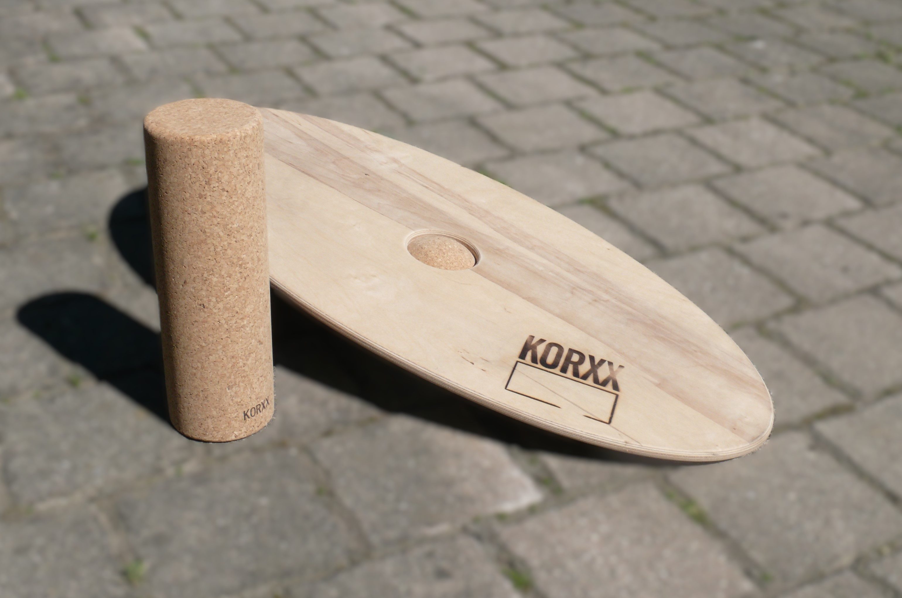 KORXX Balanceboard Galaxy Surf - Korkrolle, Kugel, Gleichgewicht, Koordination, Bewegung, Muskeltraining, Stabilisation