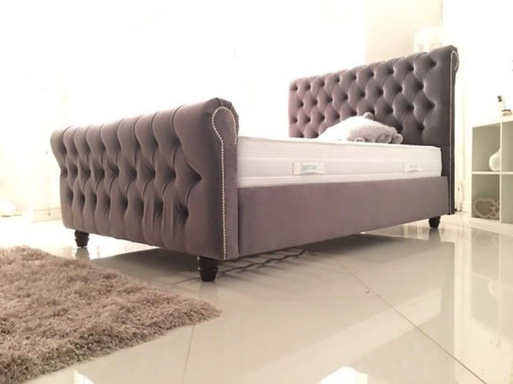 Polsterbett Chesterfield Schlafbett mit Textilpolster im englischen Design