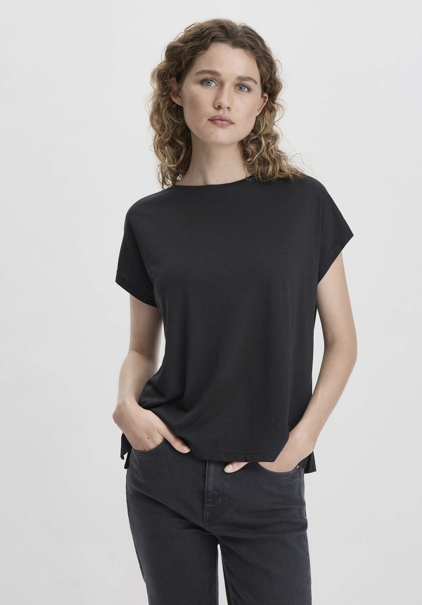 Hessnatur T-Shirt aus TENCEL™ Lyocell mit Bio-Baumwolle günstig online kaufen
