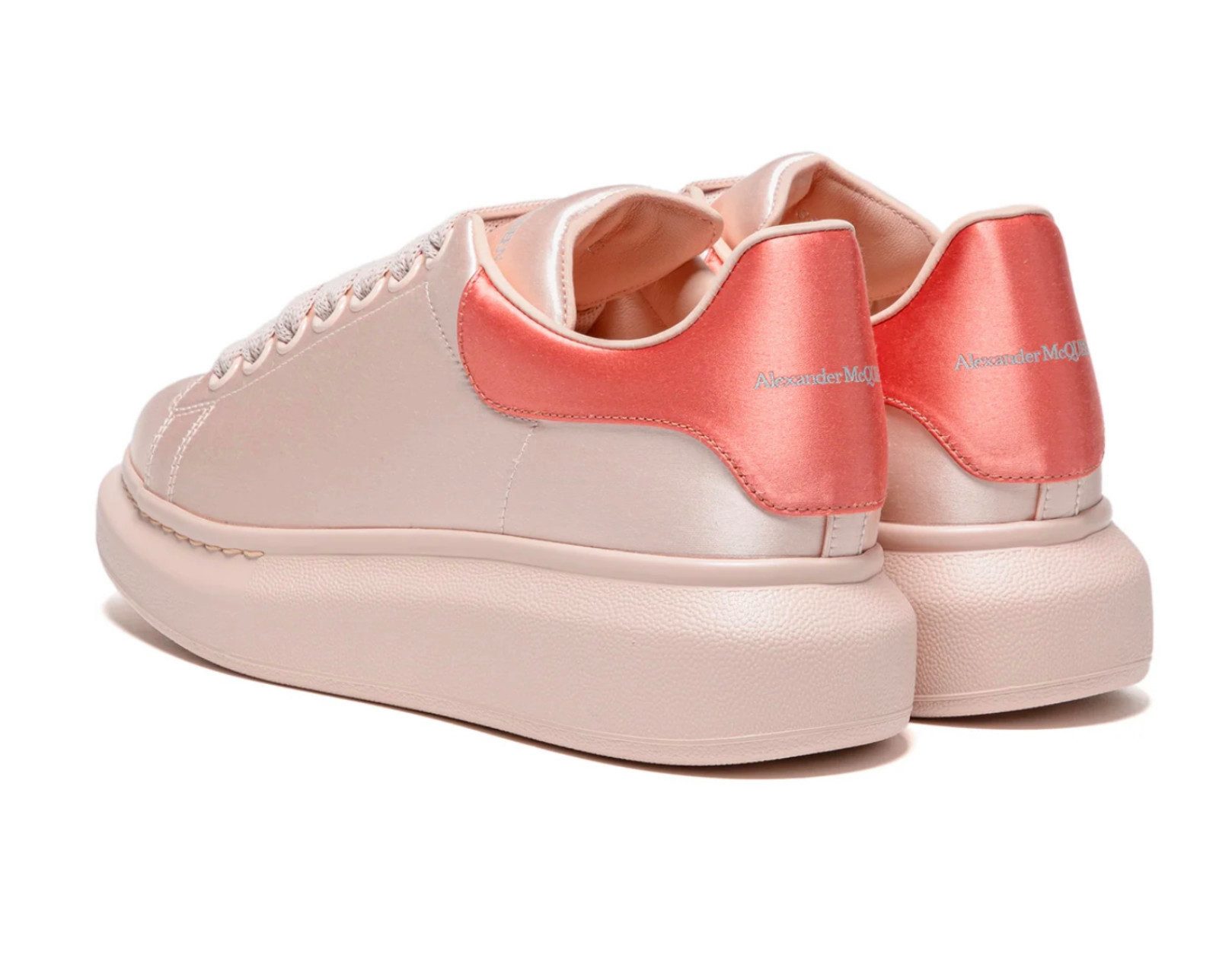 ALEXANDER MCQUEEN Oversized Seide Satin Sneaker Sneaker aus Leder mit auffälligem Seidenfinish