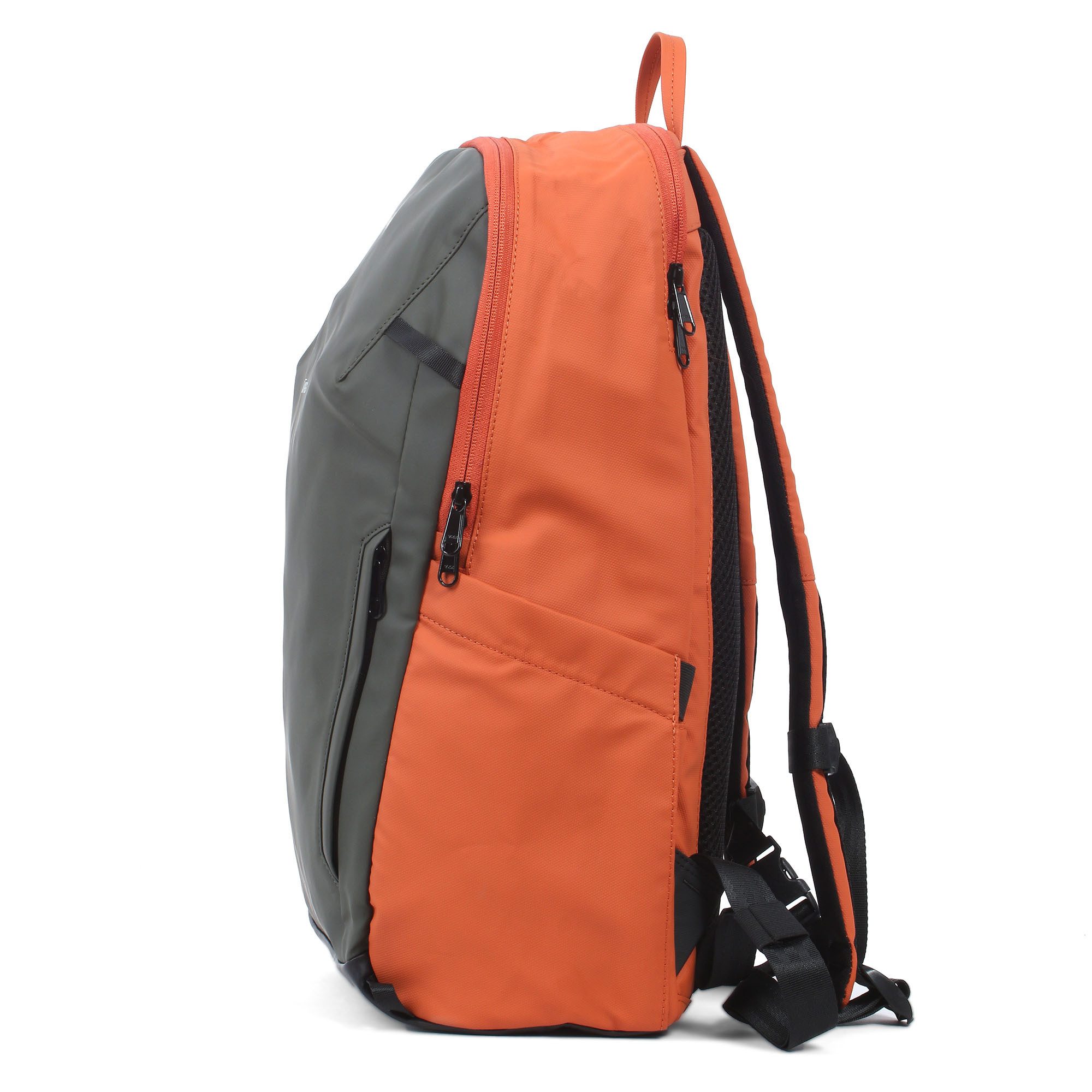 Vargu Laptoprucksack ANLU 1, mit recyceltem PET