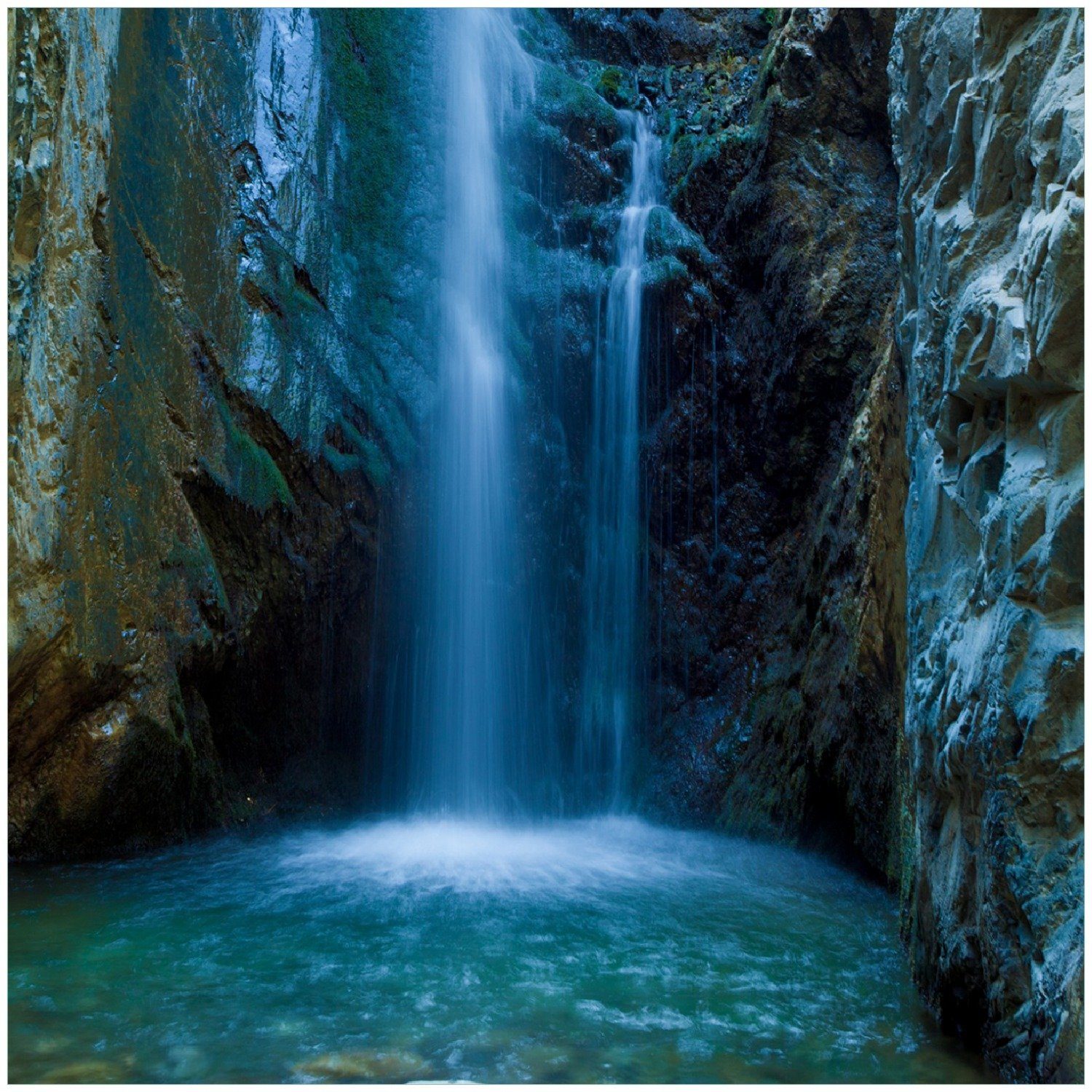 Wallario Glasbild, Wasserfall bei Sonneneinfall, in günstig online kaufen