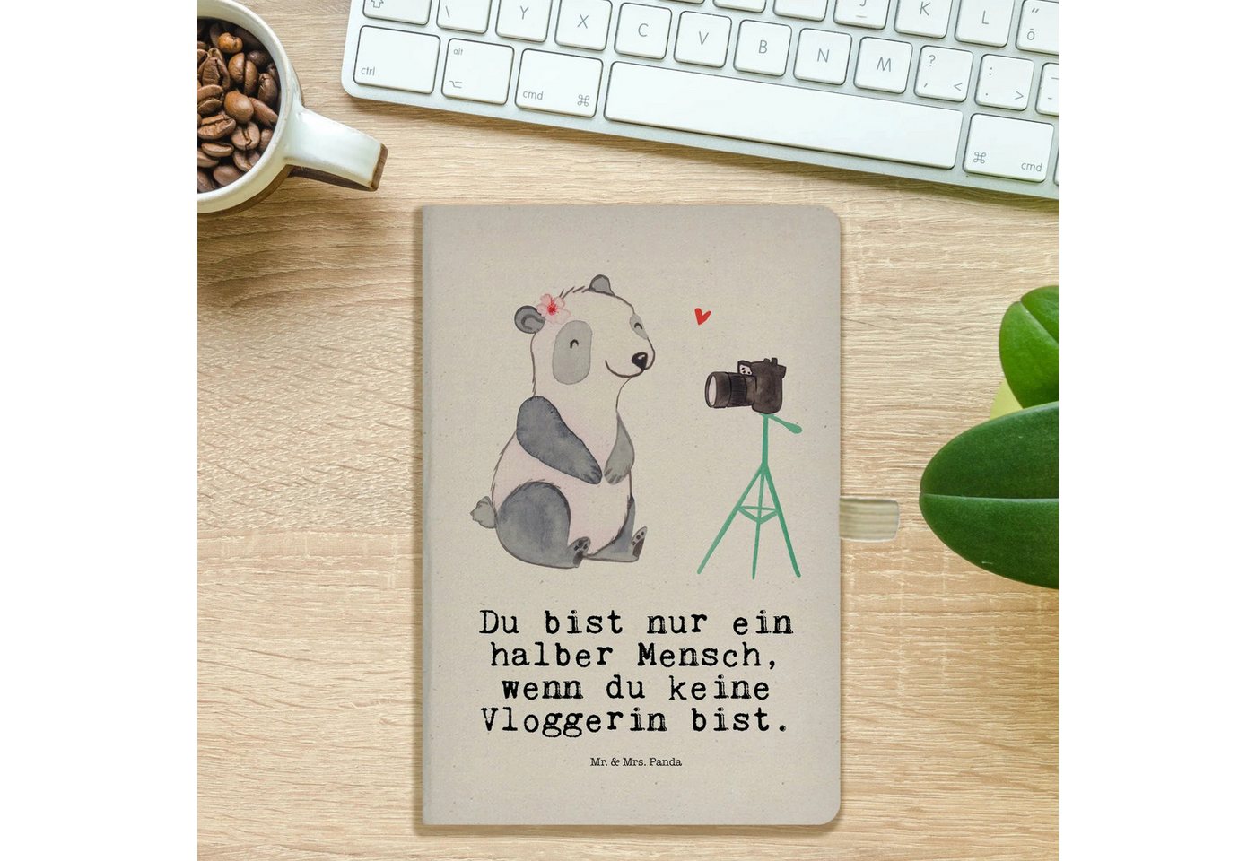 Thumbnail - Mr. & Mrs. Panda Notizbuch Vloggerin Herz - Transparent - Geschenk, A5 Notizbuch, Mitarbeiter, T Mr. & Mrs. Panda, Umwel...