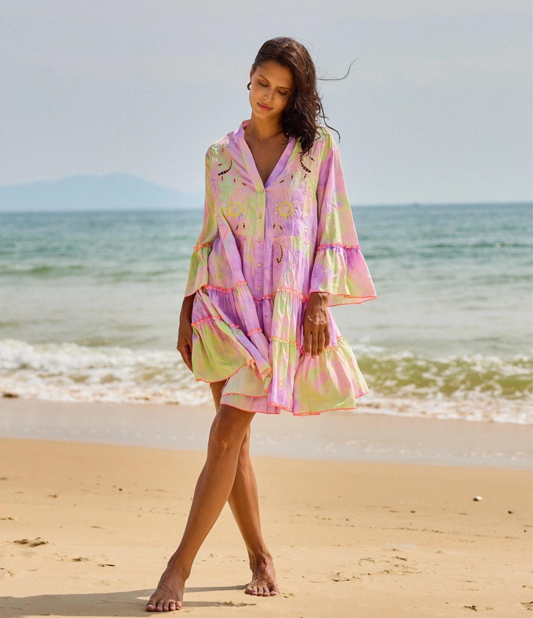 ANNIS Fashion & Accessoires Tunikakleid "LAGUNA BREEZE" (1-tlg) aus Viskose, sommerliche Farben, mit Lochstickerei