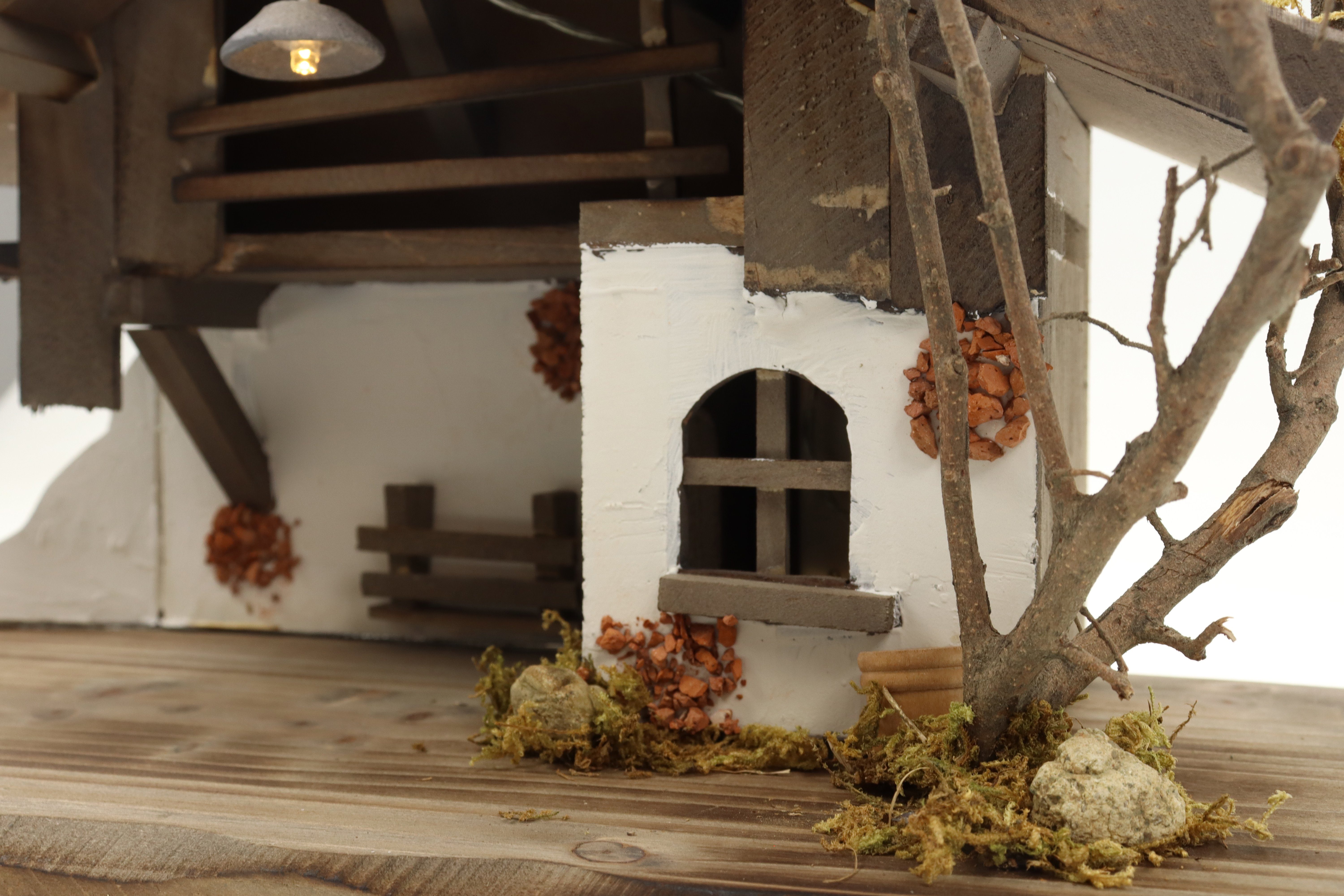 ELLUG Krippe Holz Krippenstall mit Licht 38*18*21cm (OHNE Krippenfiguren) ( günstig online kaufen