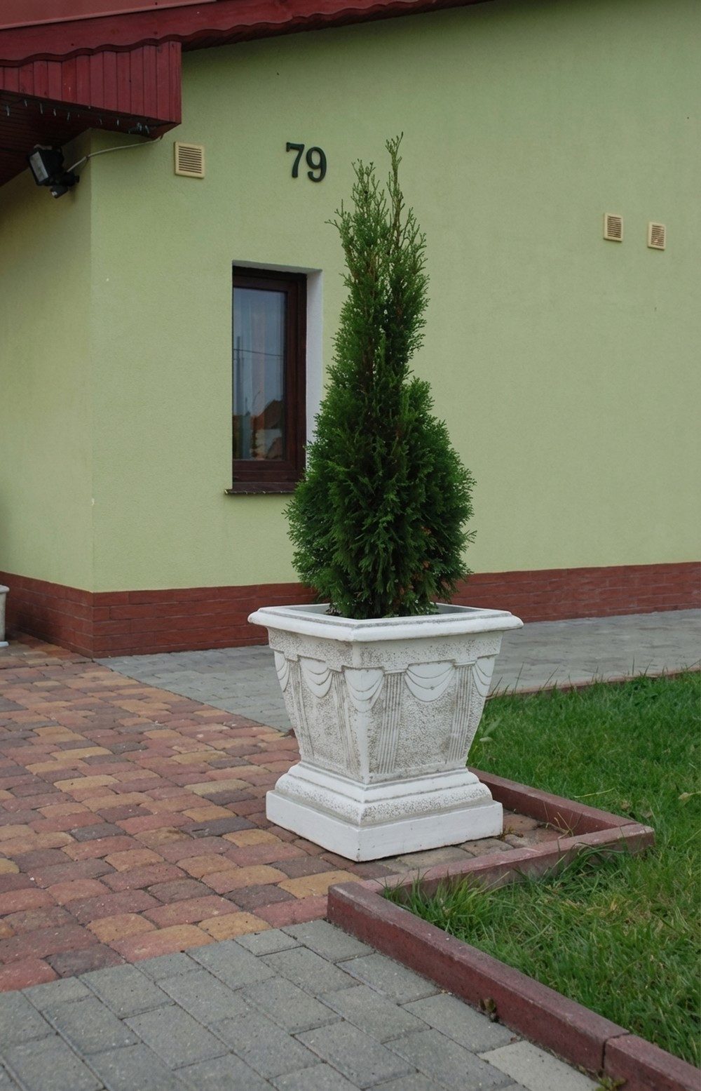 JVmoebel Blumentopf Figur Blumentopf mit Gesicht aus Keramik in Weiß (1 St), Made in Europa