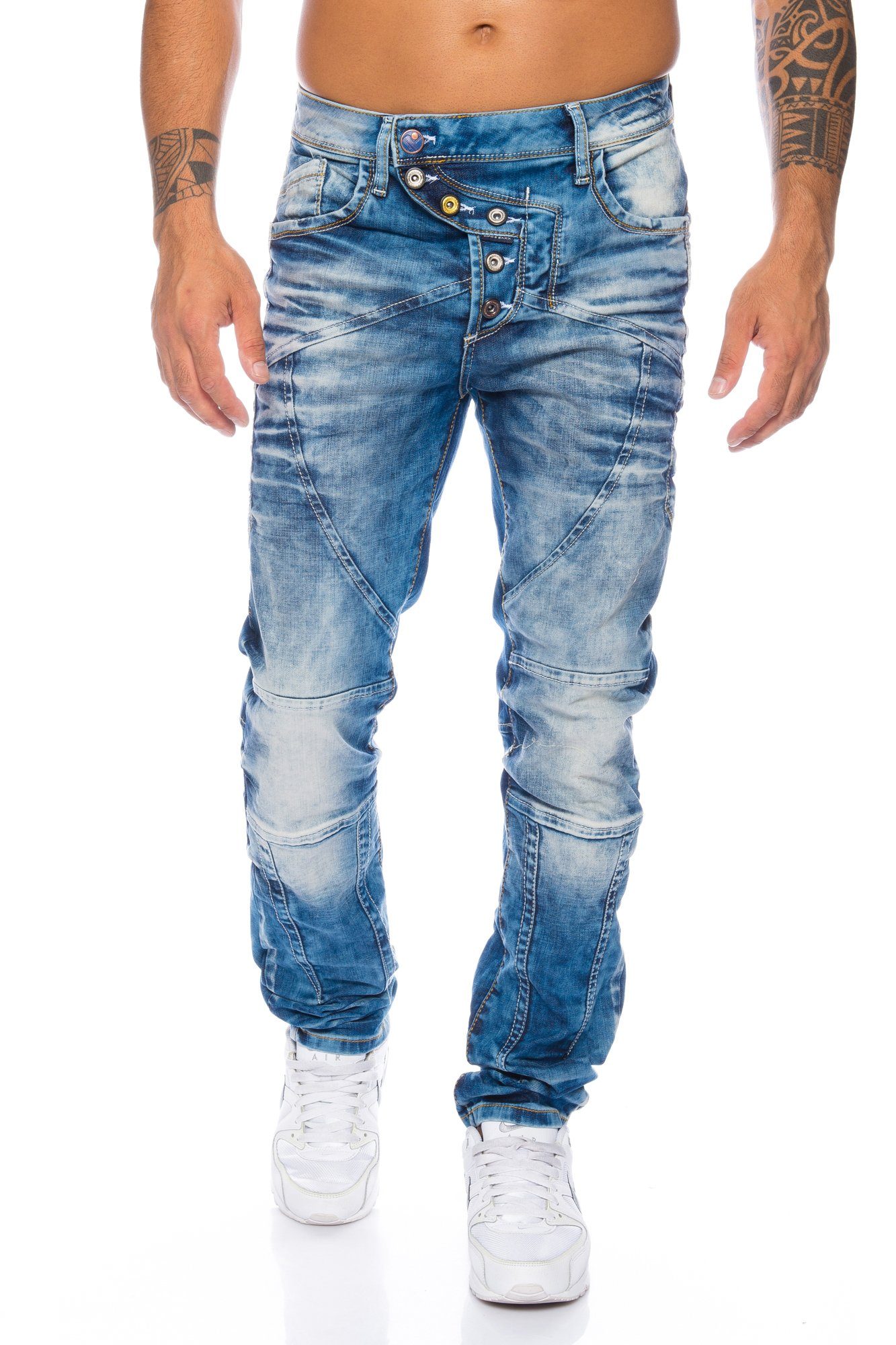 Hingucker aufwendigen Nahtstrukturen mit Herren & und Bunte für Cipo Knopfleiste Baxx Jeans dezenten Verschlussknöpfe Regular-fit-Jeans