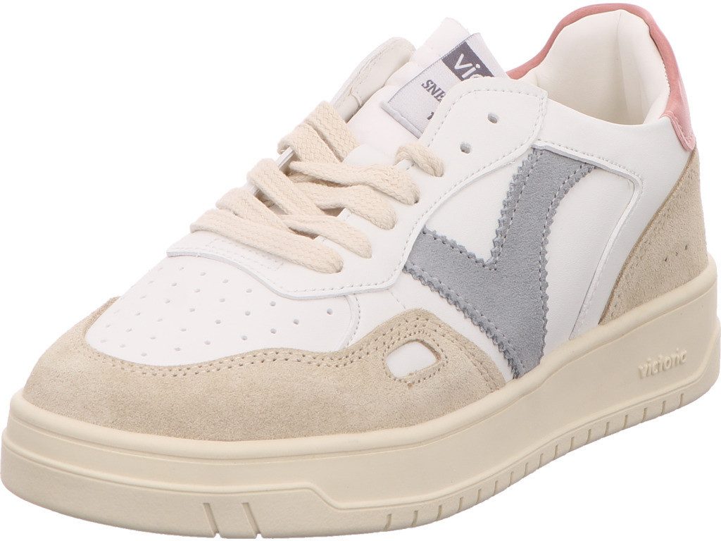 Victoria Sneaker