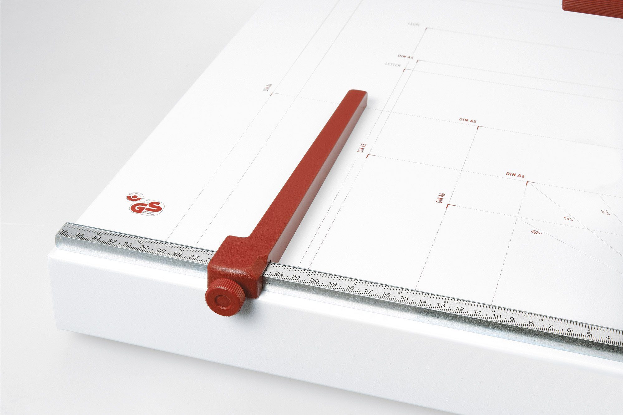 IDEAL Hebelschneidemaschine 1158, bis DIN A6 (356 x 604mm, Schnittlänge 580 mm, 40 Blatt Kapazität)