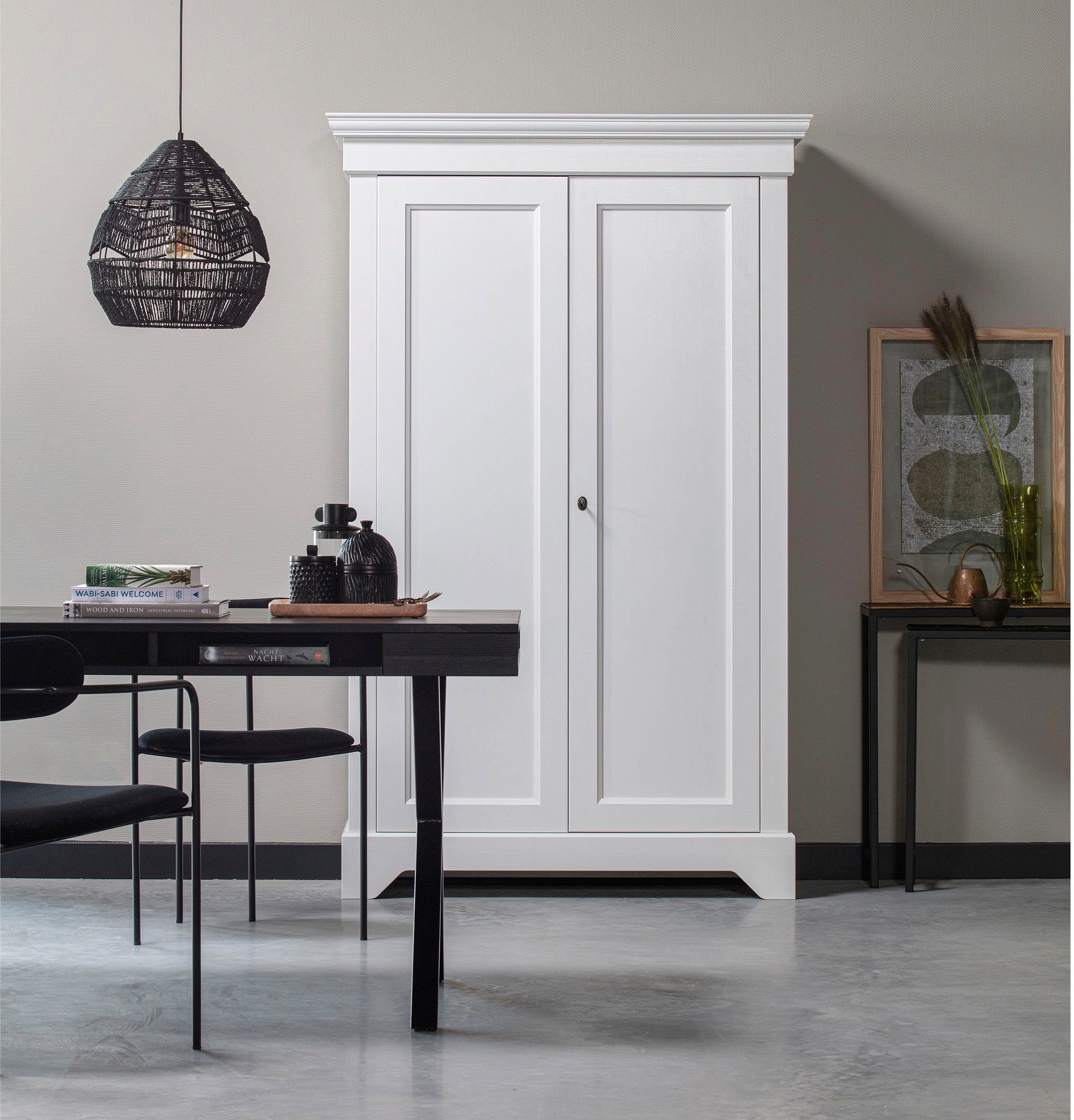 WOOOD Garderobenschrank Isabel mit FSC® Massivkiefer und Schloss B 118 x T 47 x H 191 cm Mit Schlüssel, sichbare maserung, Tragkraft 15 kg pro Einlegeboden