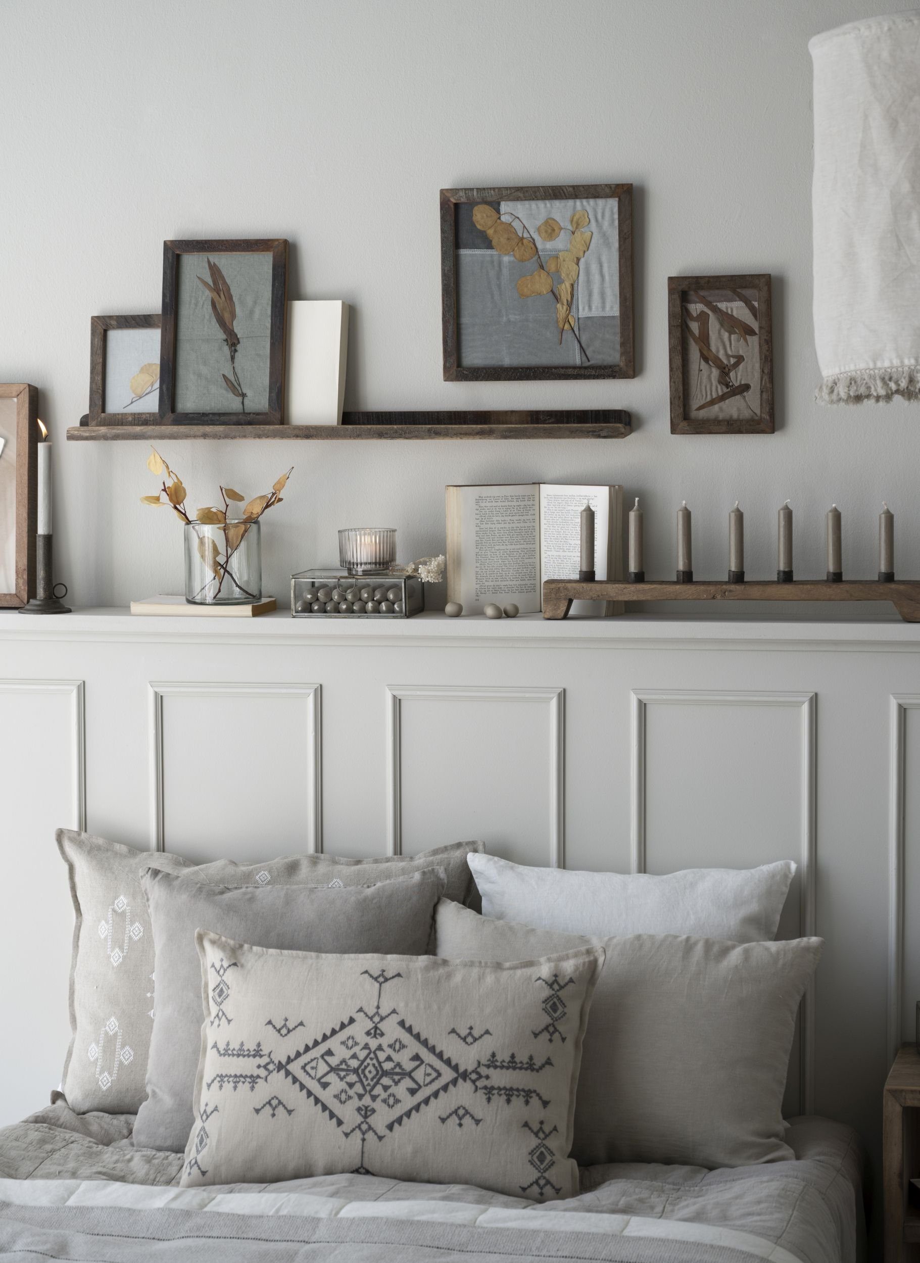 Ib Laursen Wandregal Regal Wandregal Bilderregal Holz Unika Alt L90xH3,7xT8cm Ib Laursen