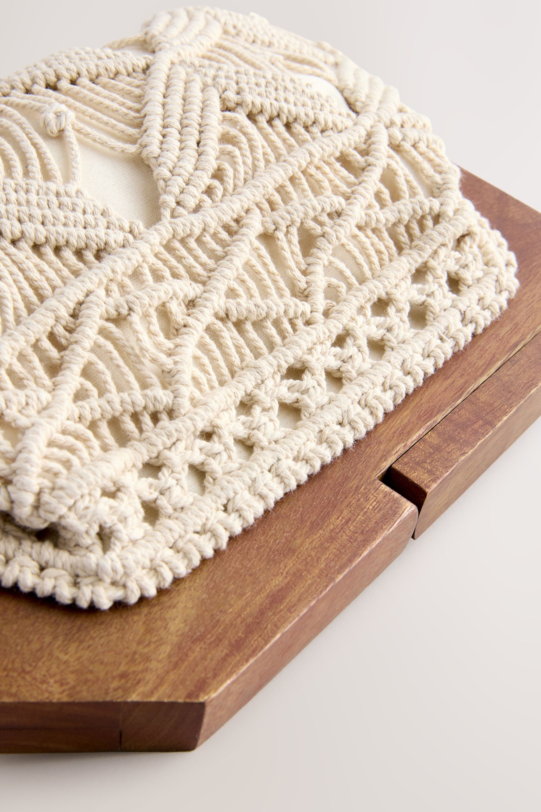 Next Clutch Makramee-Clutch aus 100 % Baumwolle (1-tlg)