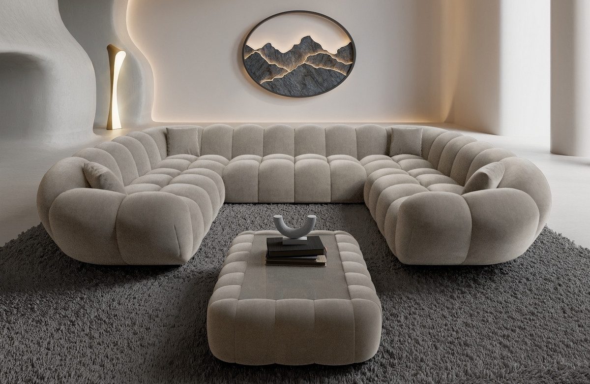 Sofa Dreams Loungesofa Maleron XXL Panorama Design Couch, Stoff Wohnlandschaft, 6-Sitzer, Polster Sofa, Samtstoff Bezug in Sand