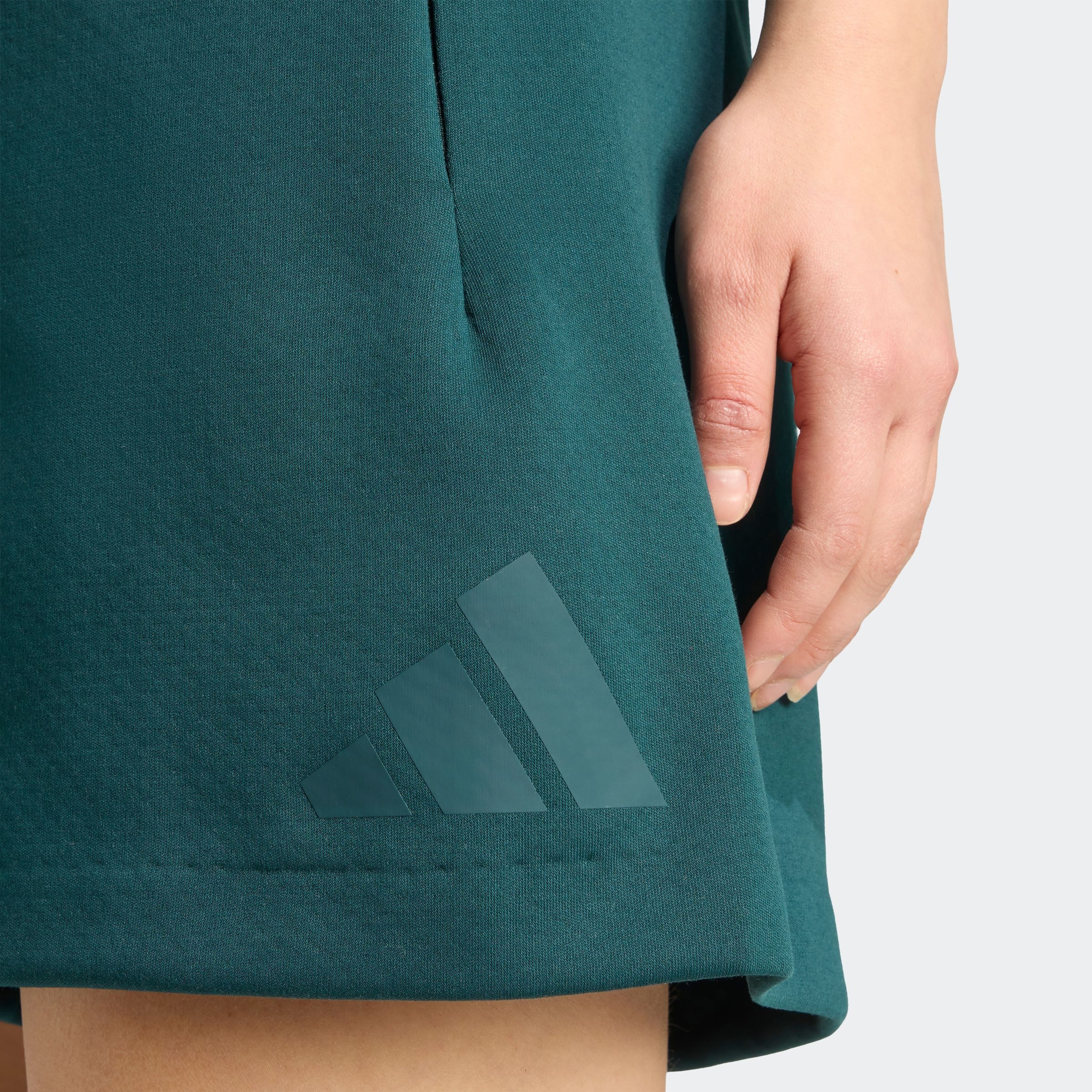 adidas Sportswear Shorts W Z.N.E. SHORT (1-tlg) günstig online kaufen