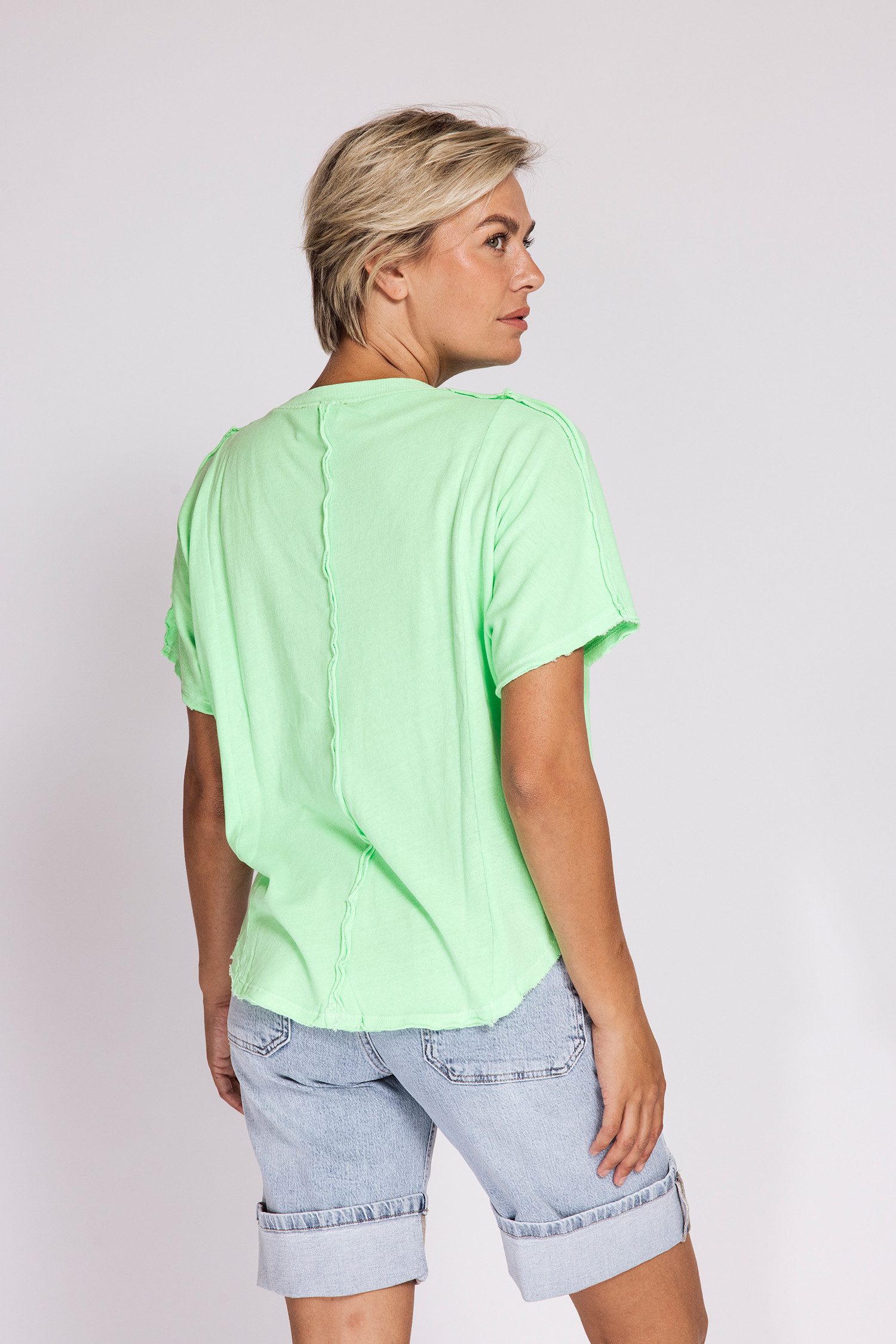Zhrill Kurzarmshirt RYA normale Passform, Kurzarm, mit V-Ausschnitt, unifarben