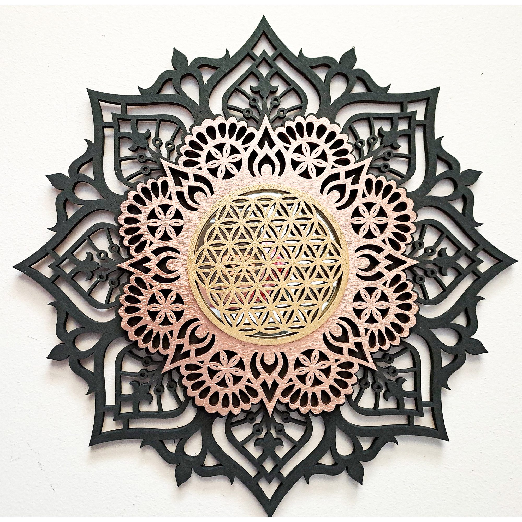 ORNAMENTI Wanddekoobjekt 3D MANDALA, Grosse moderne Wanddeko, Holzbild, 3 Schichten, Spiegel (moderne Deko Anhanger, Yoga Wandsculptur, stilvolle Wanddekoration, Wandpaneel, Ornament, geschnitz Wandrelief), Verzierung fur Zuhause, Wohnzimmer, Schlafzimmer, Wandkunst, 5 Größen