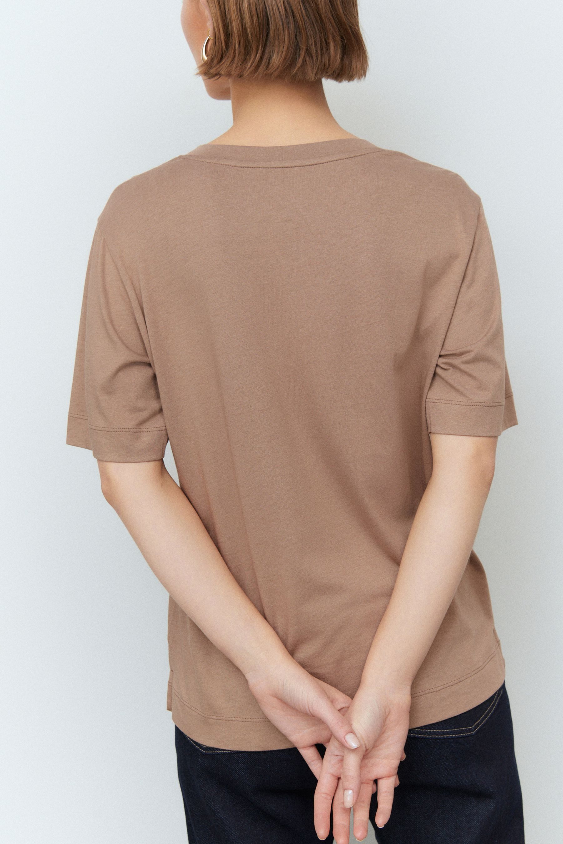 Next V-Shirt Legeres T-Shirt mit V-Ausschnitt, Kurzgröße (1-tlg) günstig online kaufen