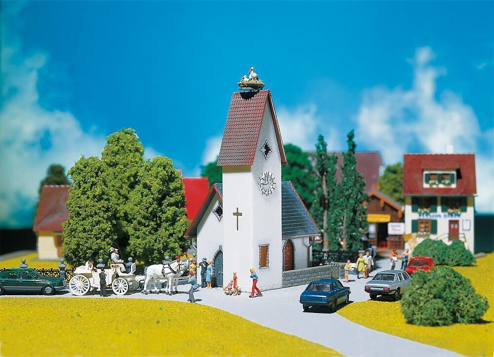 Modelleisenbahn-Gebäude Faller H0 130236 Dorfkirche