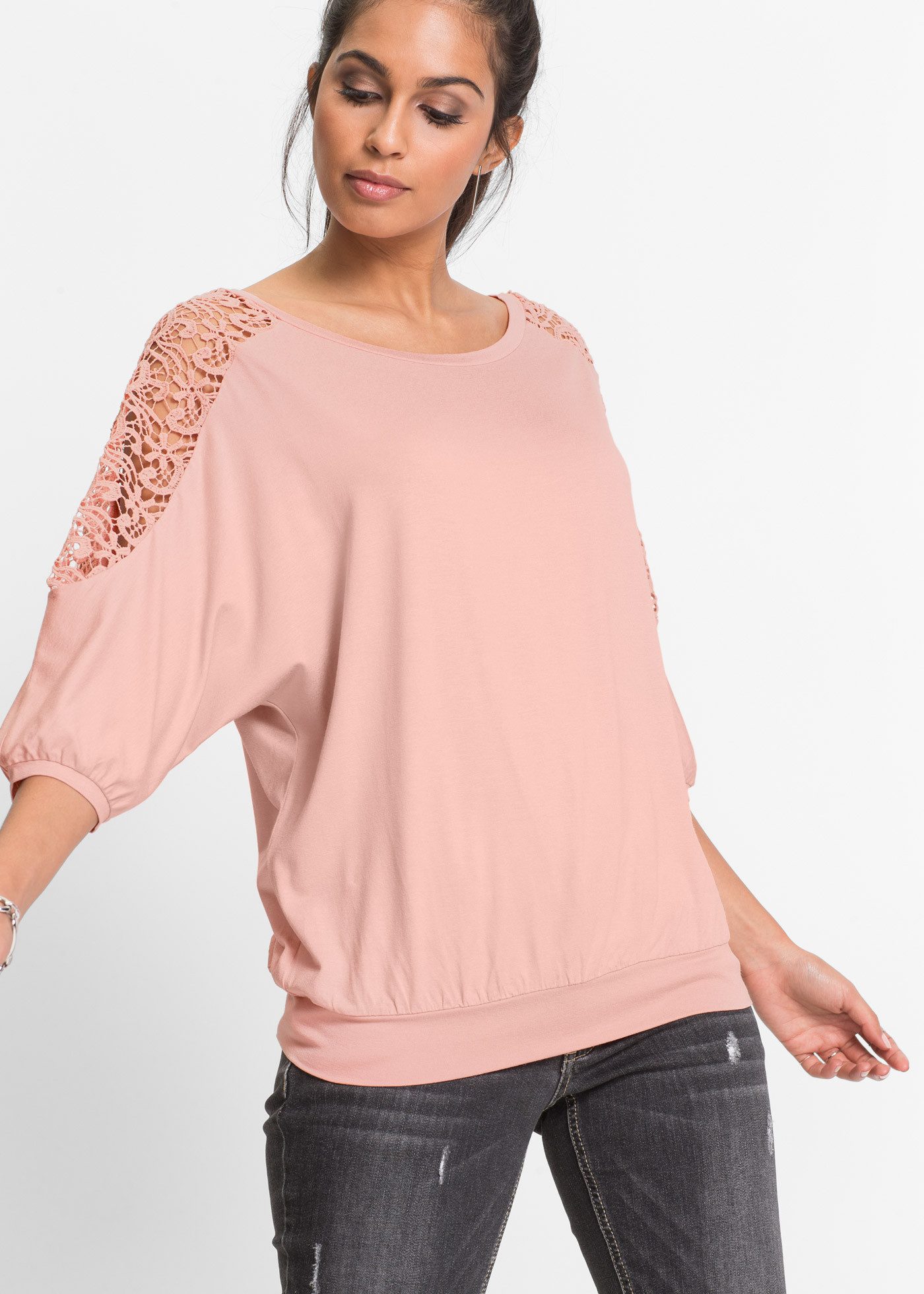 bonprix Oversize-Shirt Oversize Passform, 3/4-Ärmel, ohne Kragen, aus Visko günstig online kaufen