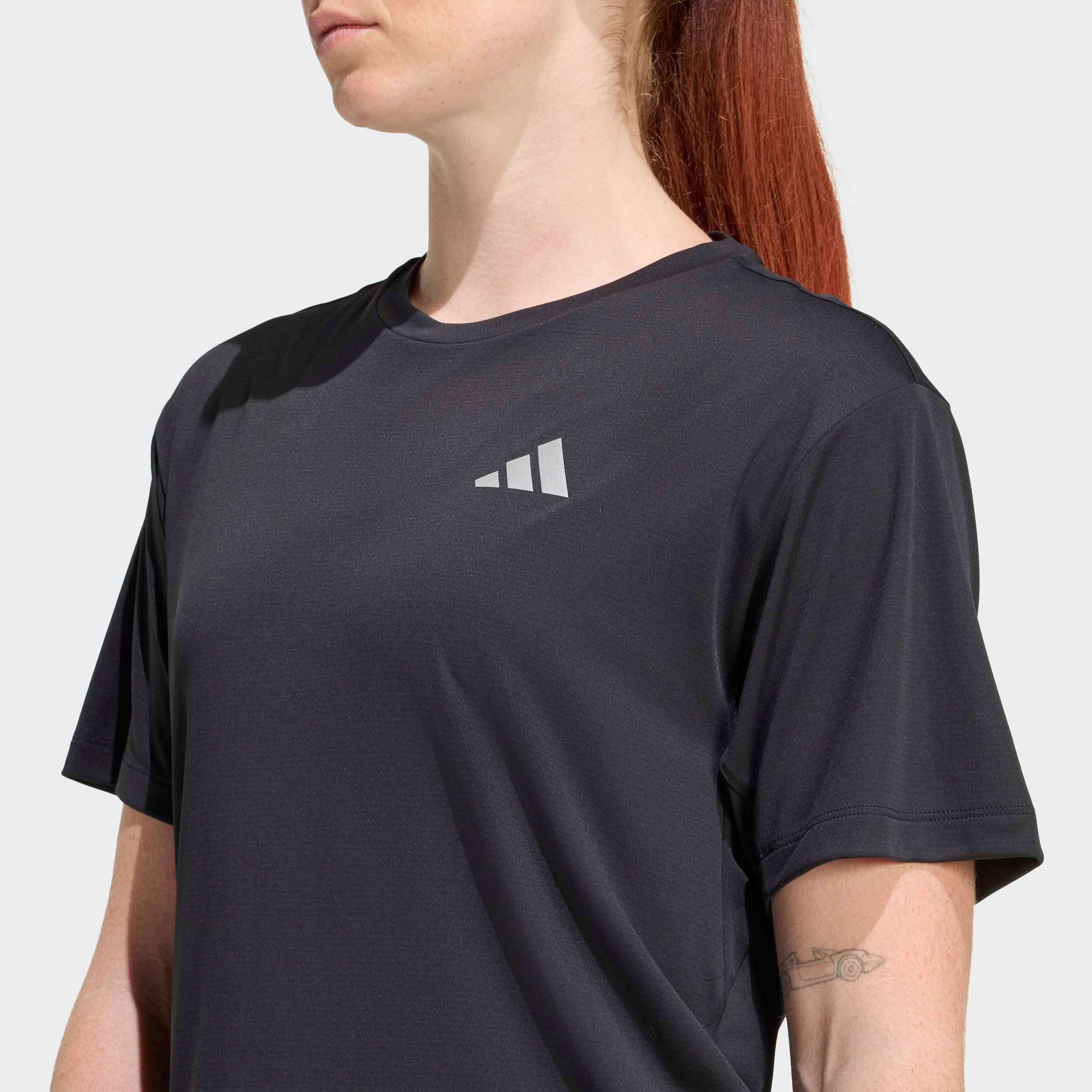 adidas Performance Laufshirt RUN ESS TEE W mit climacool® Technologie, ohne Verschluss