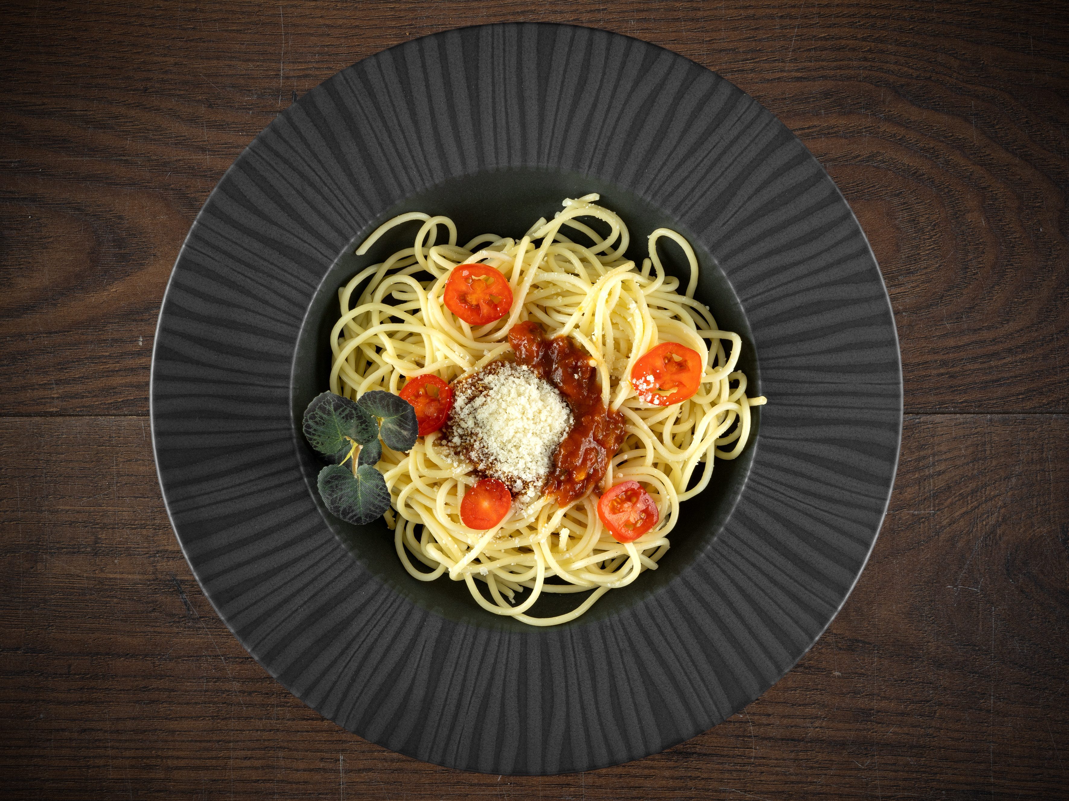 CreaTable Pastateller Vesuvio Black, Pasta Gourmetteller Set 2-tlg, (2 St), Teller Set, Seidenmatte Spezialglasur, Ausdruckstarkes Relief