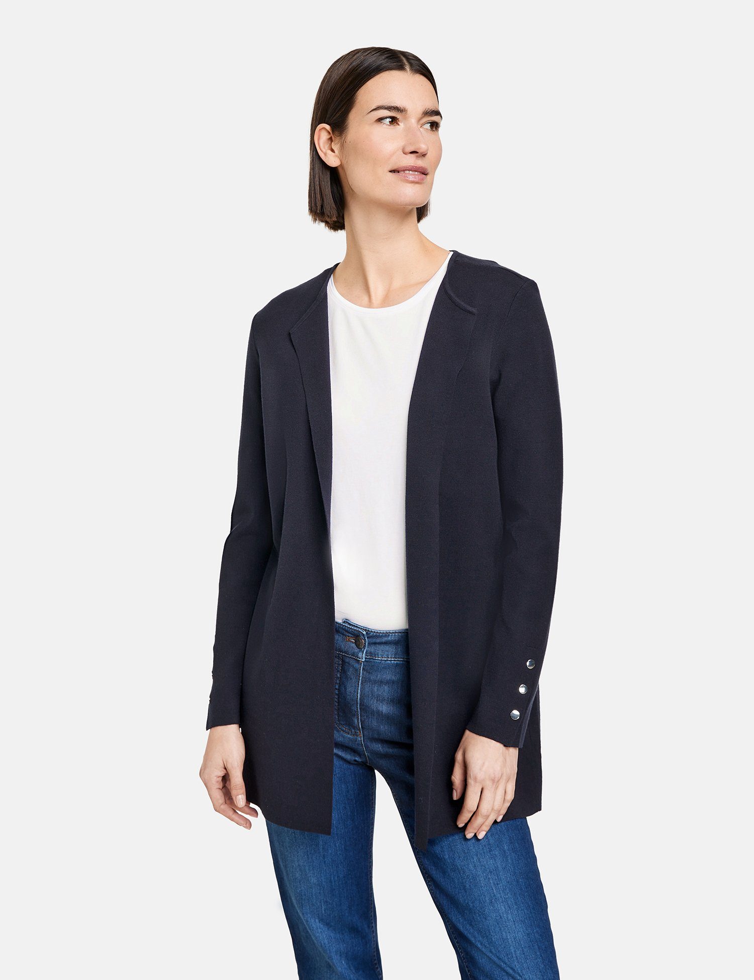 GERRY WEBER Cardigan Offener Cardigan mit dekorativen Knöpfen