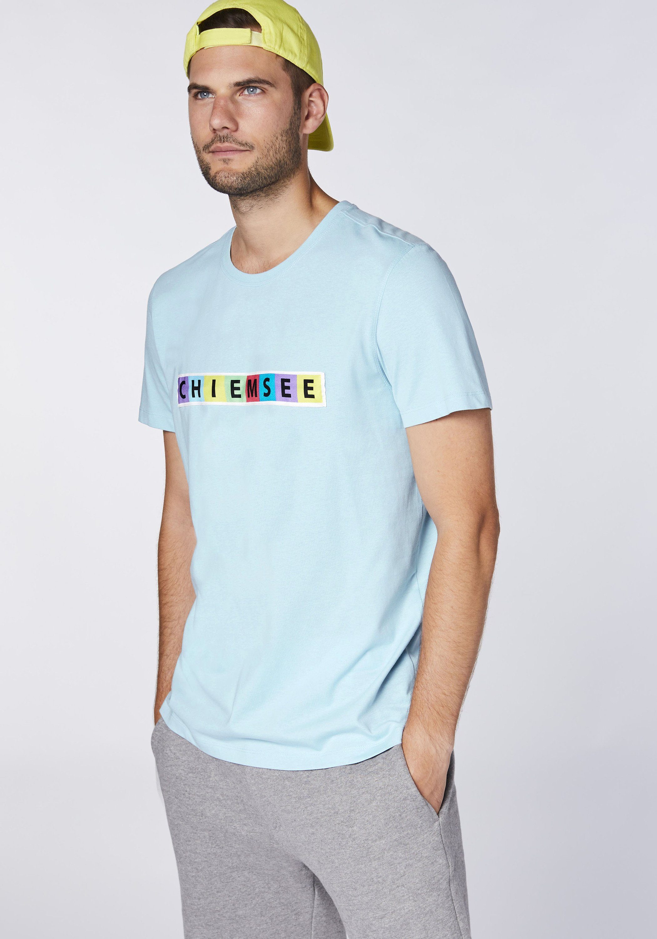 Sky Blue mit Print-Shirt Chiemsee T-Shirt Multicolour-Logo