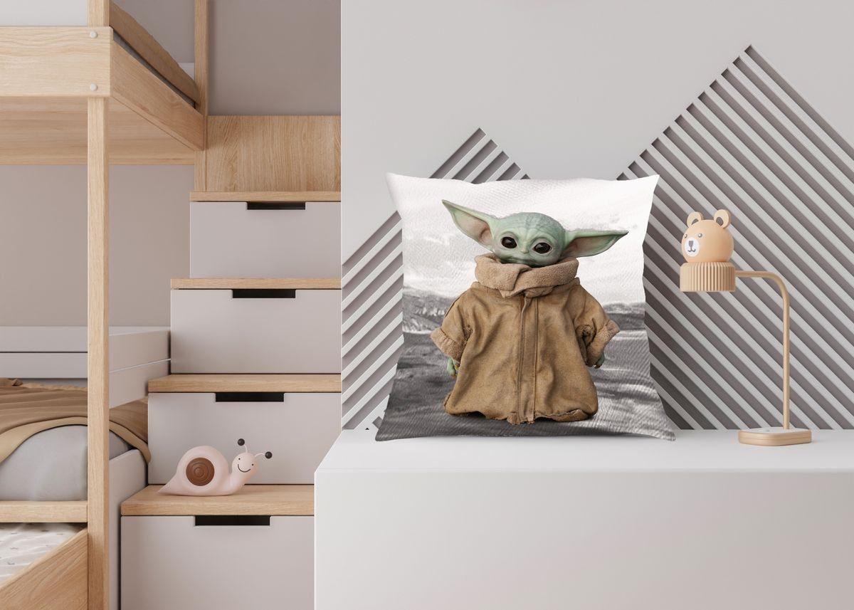 Herding Dekokissen Baby Yoda Kissen 40x40cm Sehr weiche hochfarbig bedruckt, Qualität anschmiegsam, kuschelig