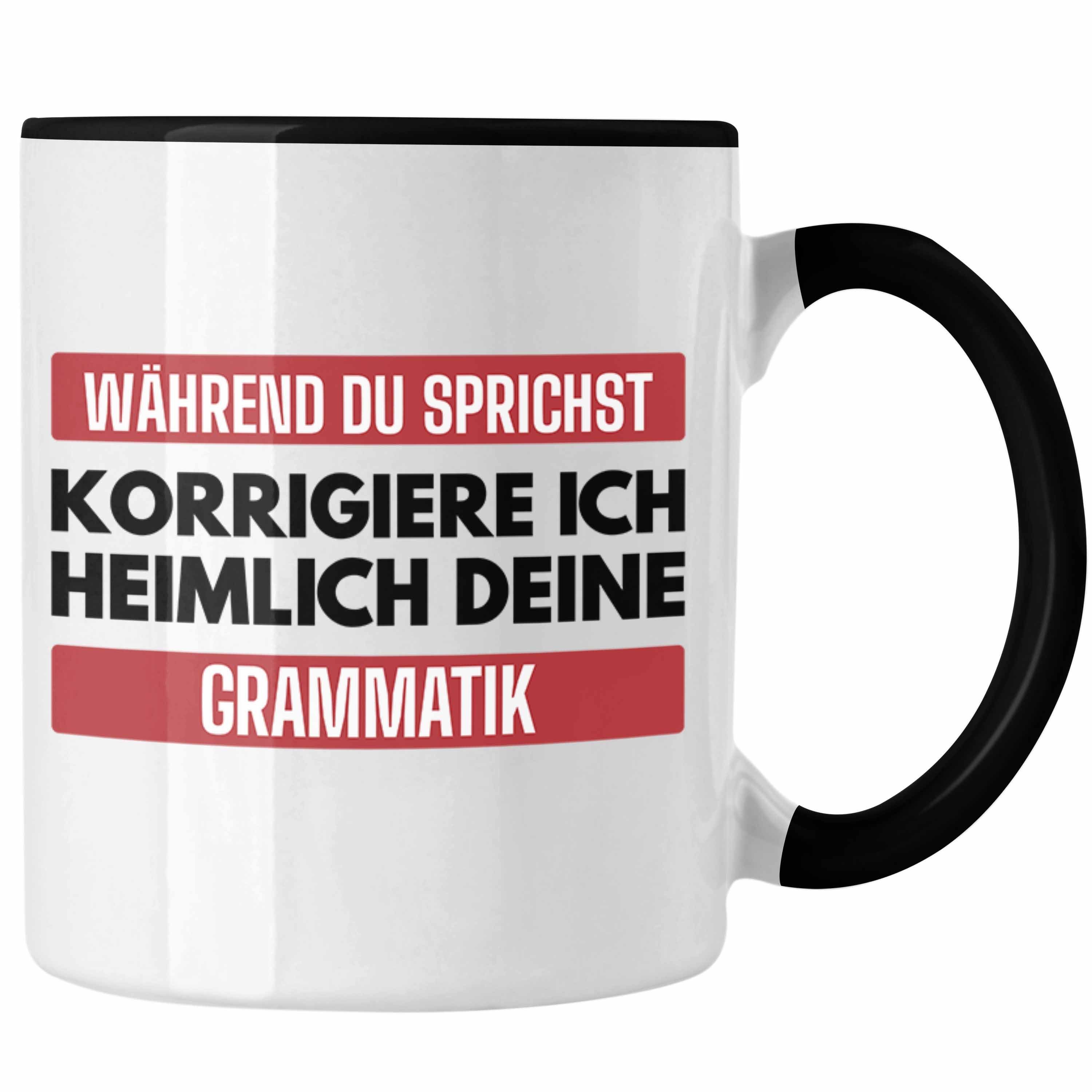 Trendation Tasse Trendation Lehrerin - Grammatik Geschenkidee Schwarz Tasse Geschenk Sprüche Spruch Lustig