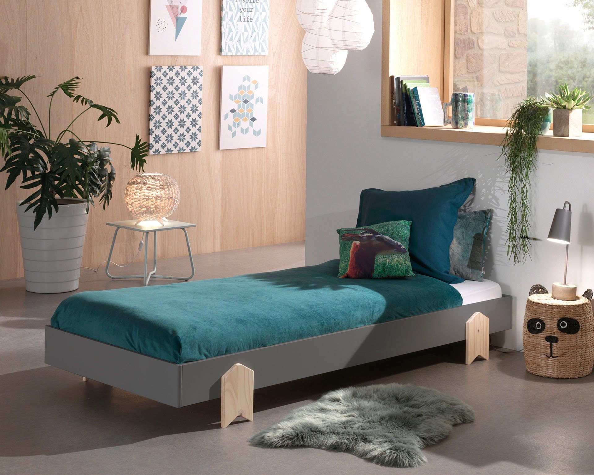 Vipack Kinderbett Modulo (Made in Europe), Jugendbett, Einzelbett, Stapelbett mit Füßen in Pfeiloptik