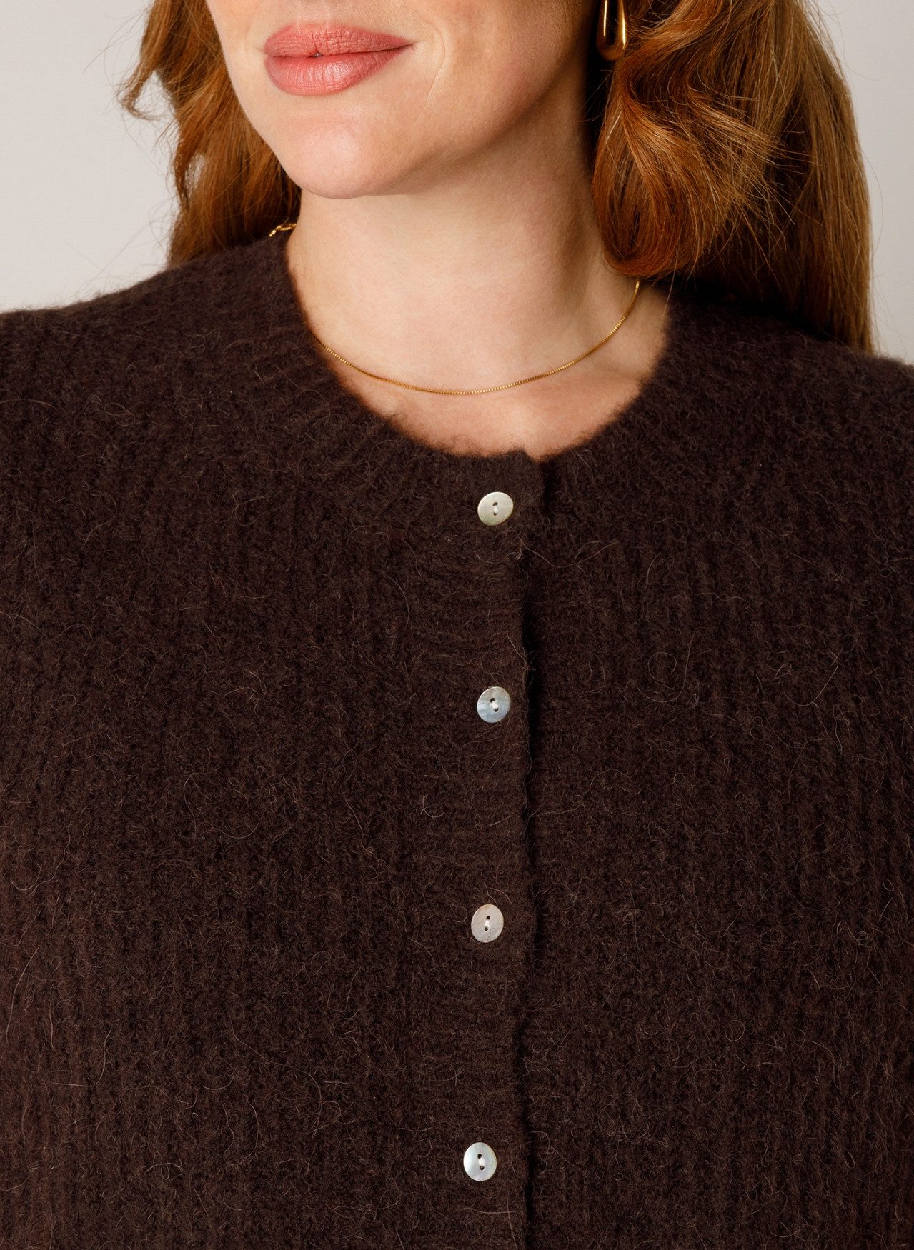 Base Level Curvy Strickweste Nelly Ärmellos - mit Knopfleiste / Große Größen – Bild 2 von 5