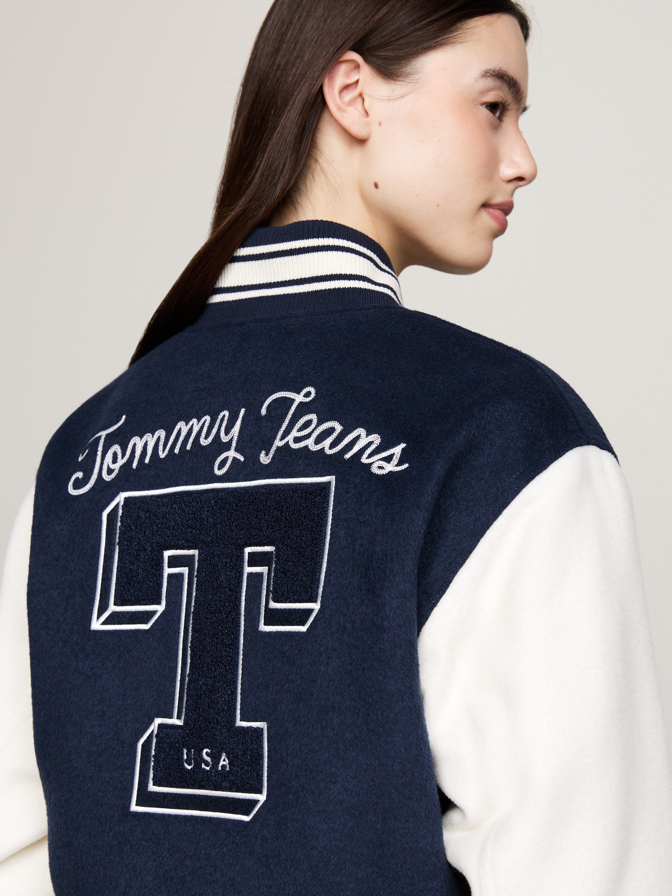 Tommy Jeans Bomberjacke mit Streifen-Detail, aufgesticktem günstig online kaufen