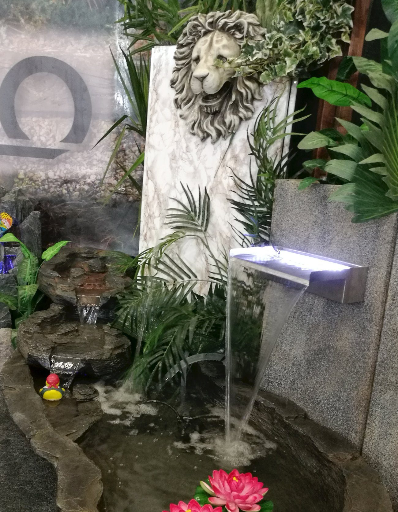 Köhko Poolwasserfall Wasserfallset aus Edelstahl matt "Akaka" inkl. Pumpe u. Becken