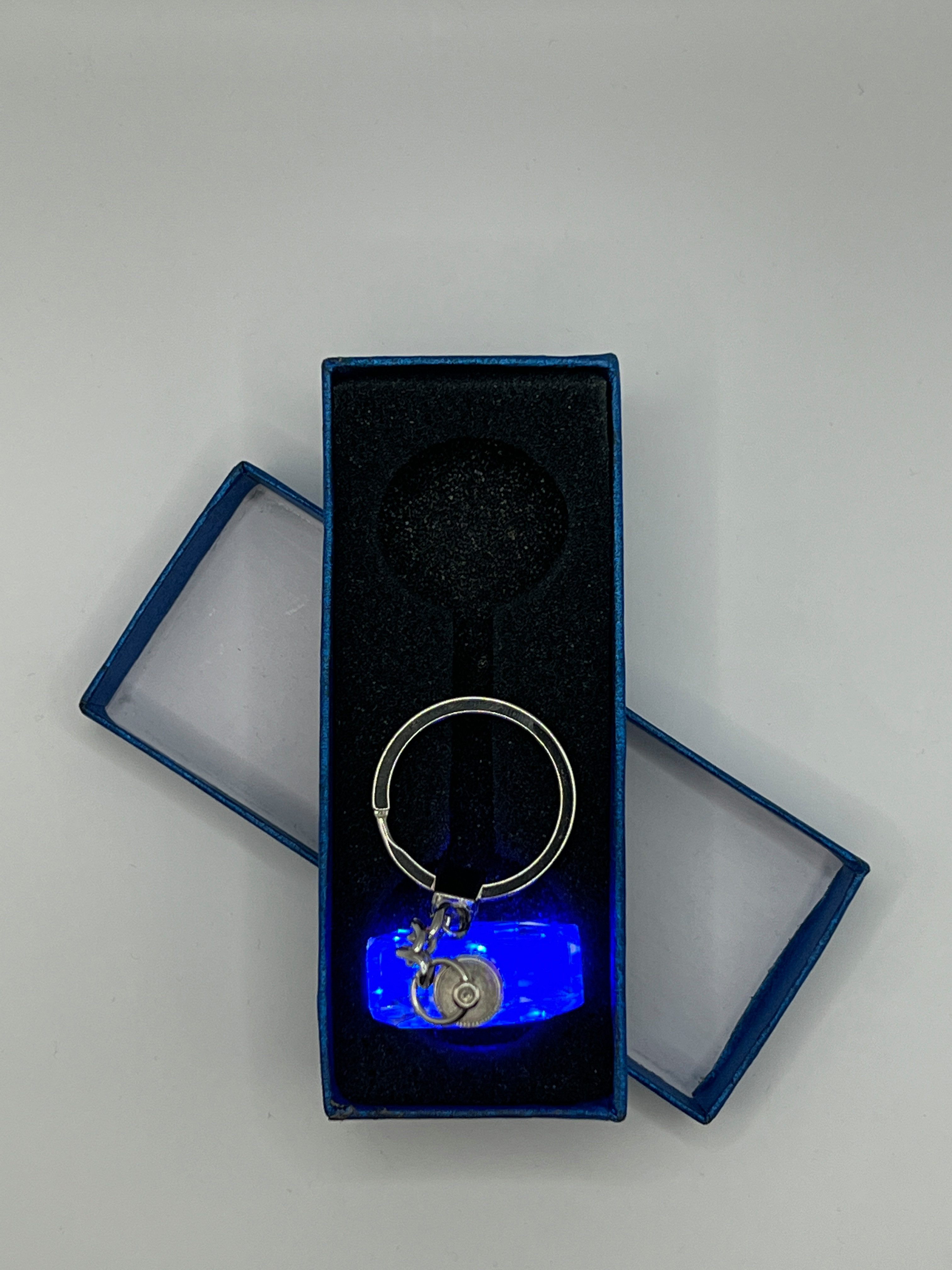 Stelby Schlüsselanhänger mit Gravur Unendlichkeitszeichen Schlüsselanhänger S Multicolor mit Geschenkbox – Bild 3 von 3