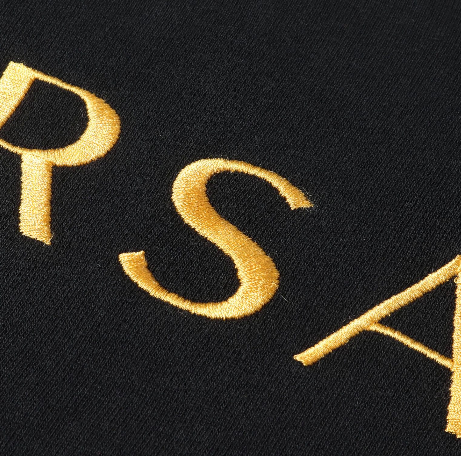 Versace Sweatshirt Stickerei Gold Logo Pullover Gebürstetes Stoff Teil der Versace Mainline, Extravagant, Atmungsaktives Material