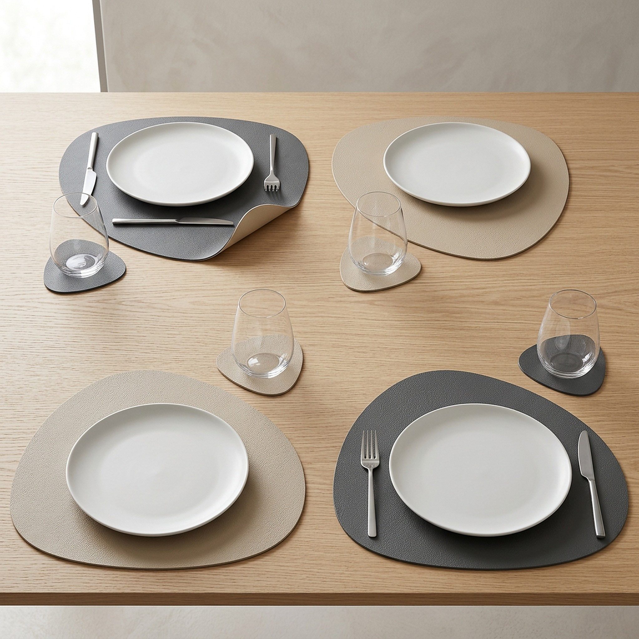 Arendo Platzset 6er Set Premium Tischset doppelseitig, Kunstleder, rutschfest, oval, (Set, 12-St., 6 Tischsets + 6 Getränkeuntersetzer), wasserabweisend, abwischbar, Tellerunterlage & Getränkeuntersetzter