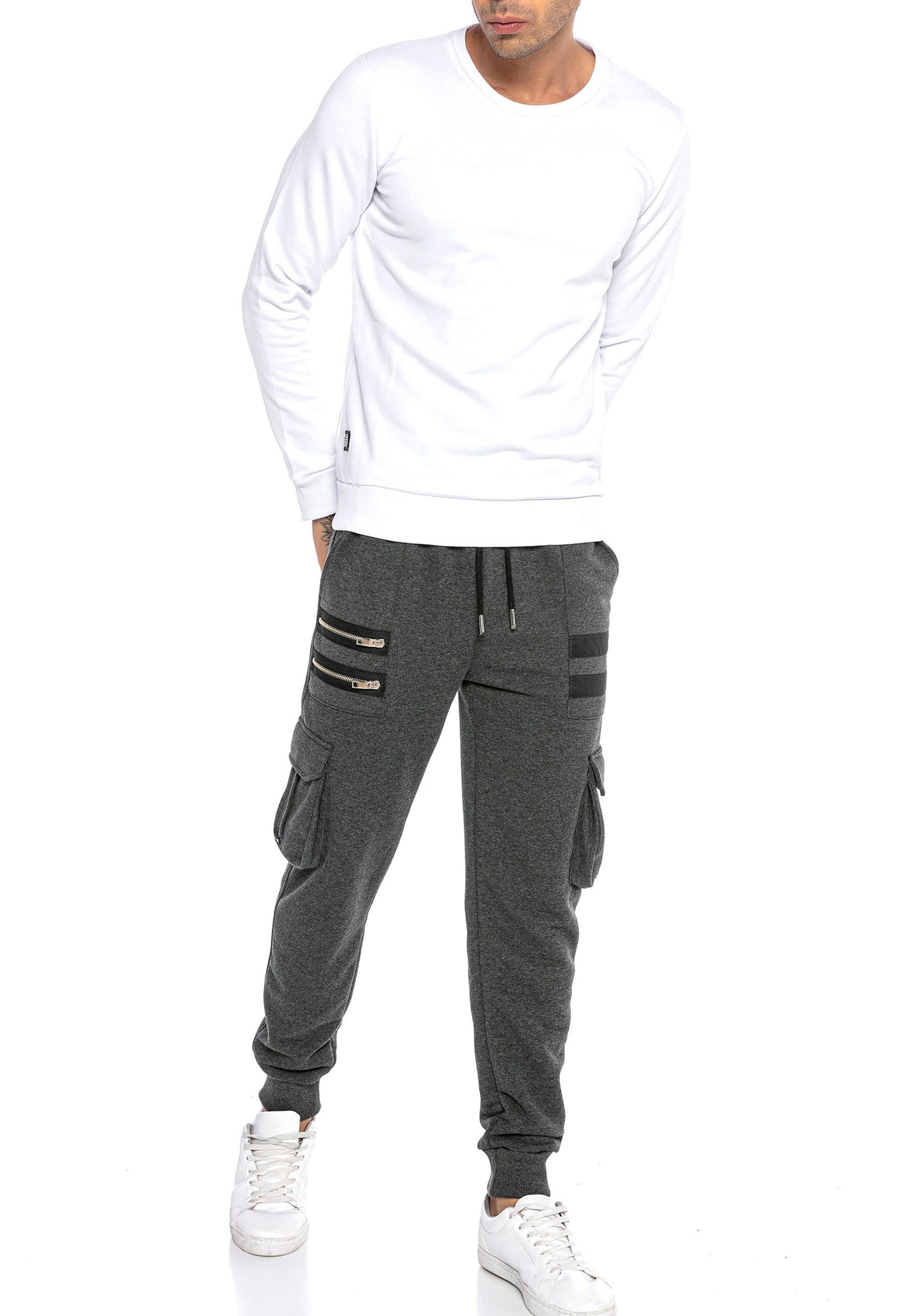 Jogginghose im Cargo Design - Bequeme Passform mit Zipper Details