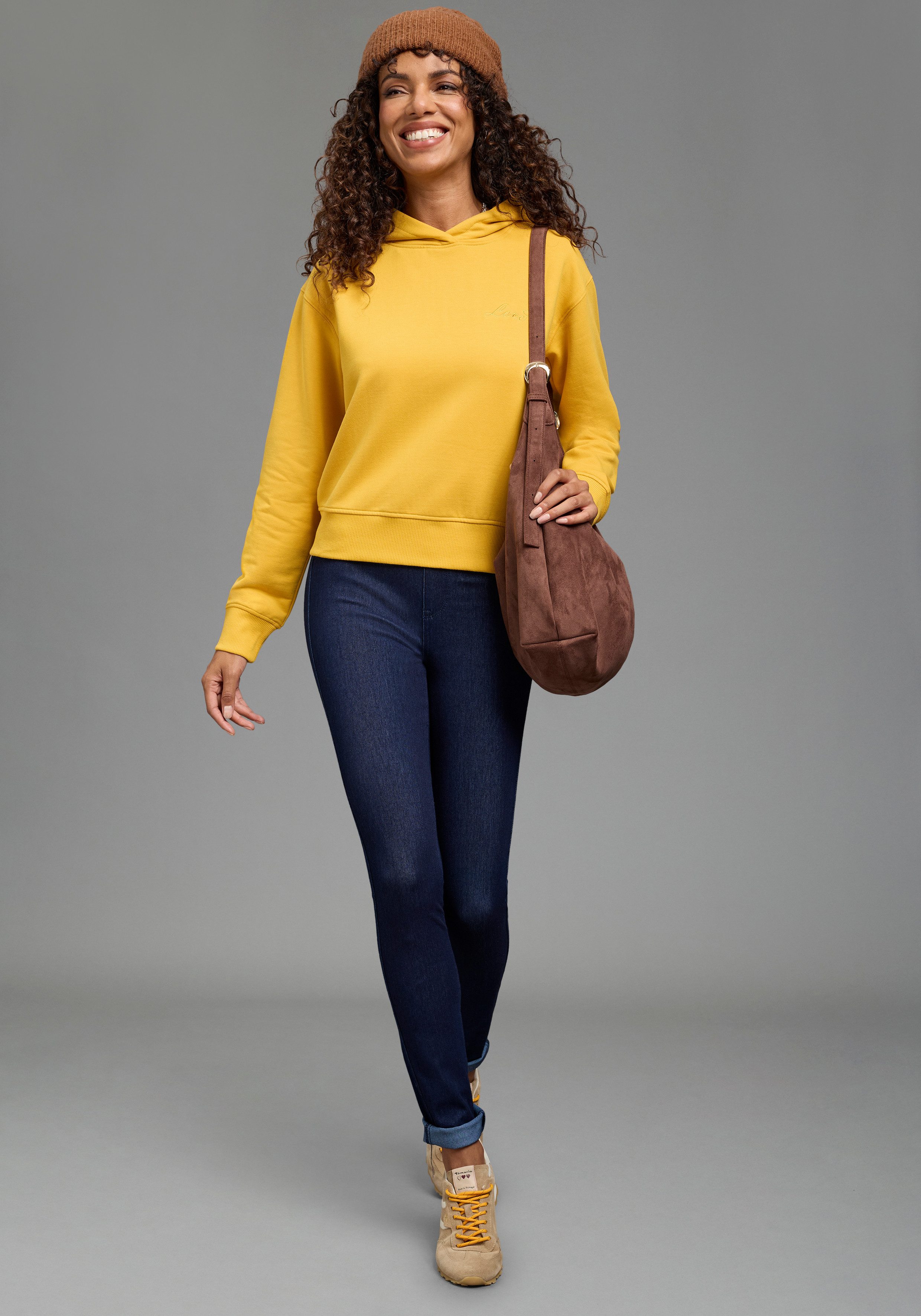 Zum Outfit 11