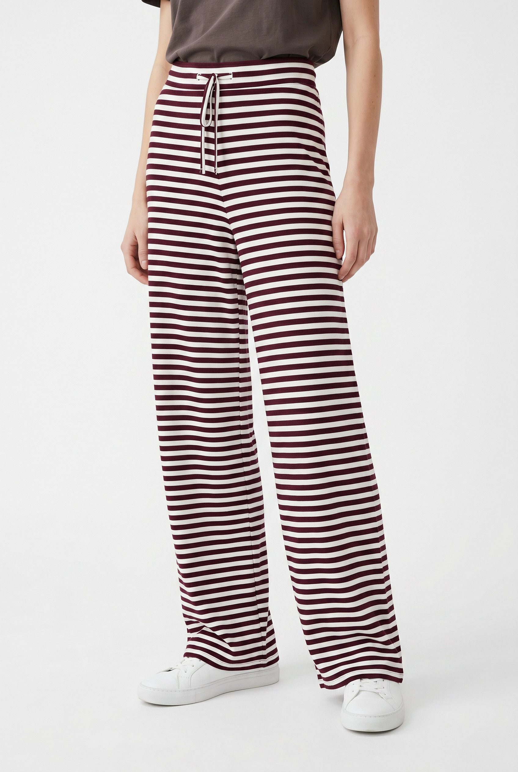 pieces Jerseyhose PCLAYA MW WIDE PANTS JRS NOOS Materialmix, regular fit