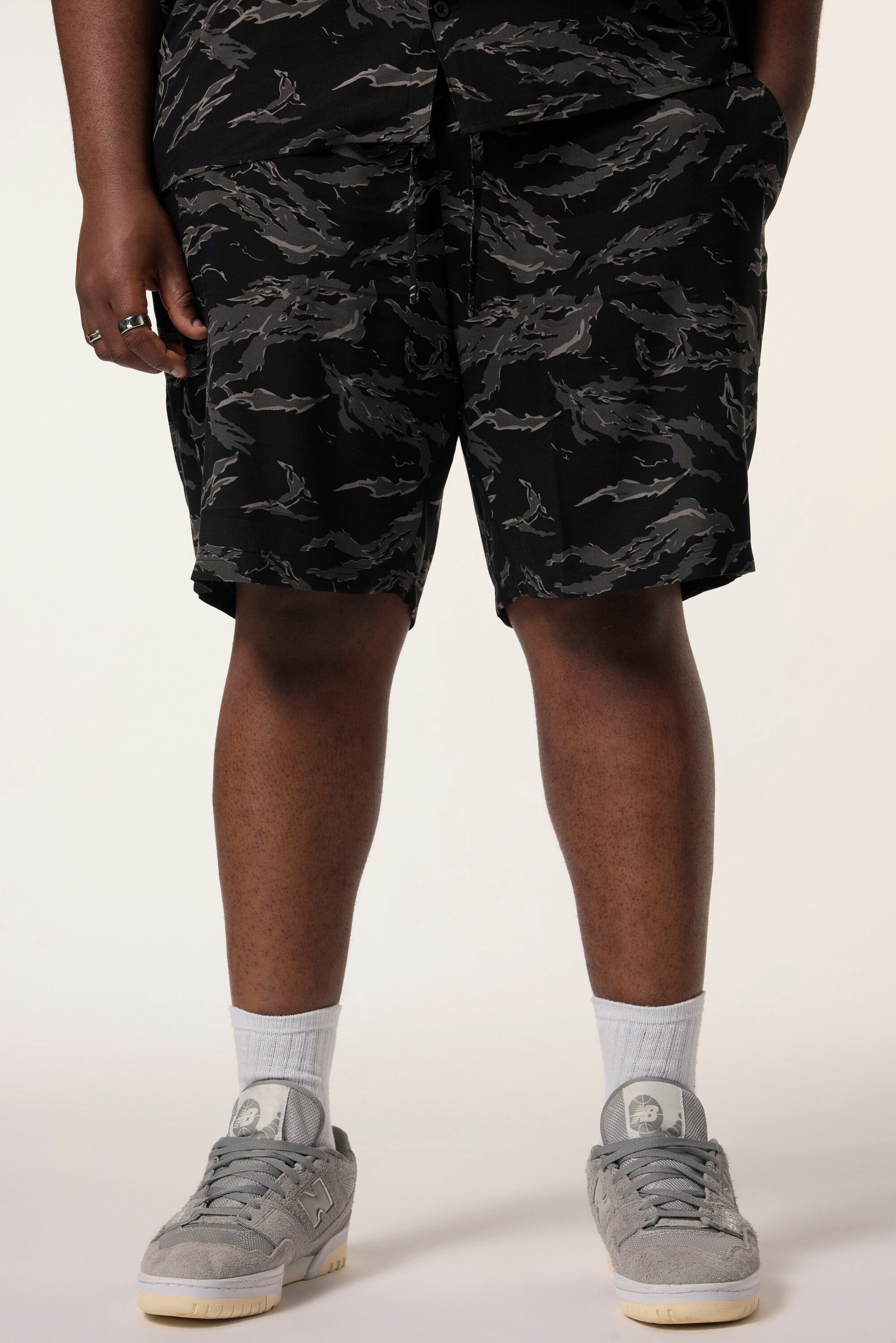 Bermudas Bermuda Elastikbund tropischer Alloverprint