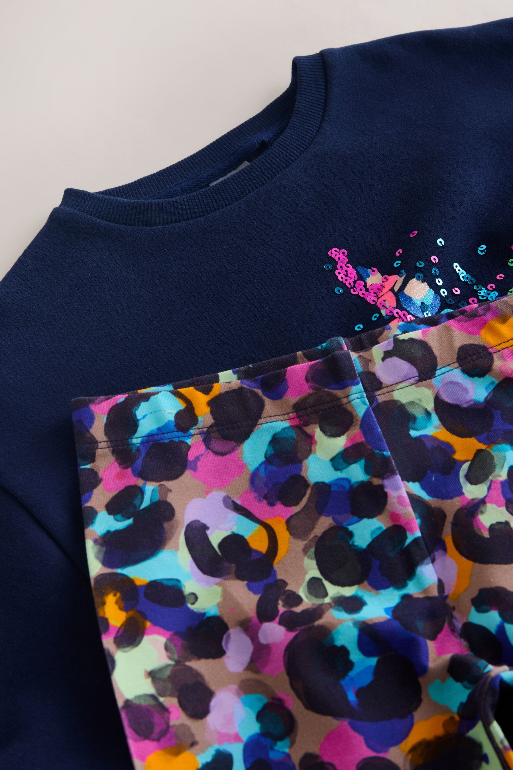 Next Top & Leggings Sweatshirt und Leggings im Set (2-tlg)