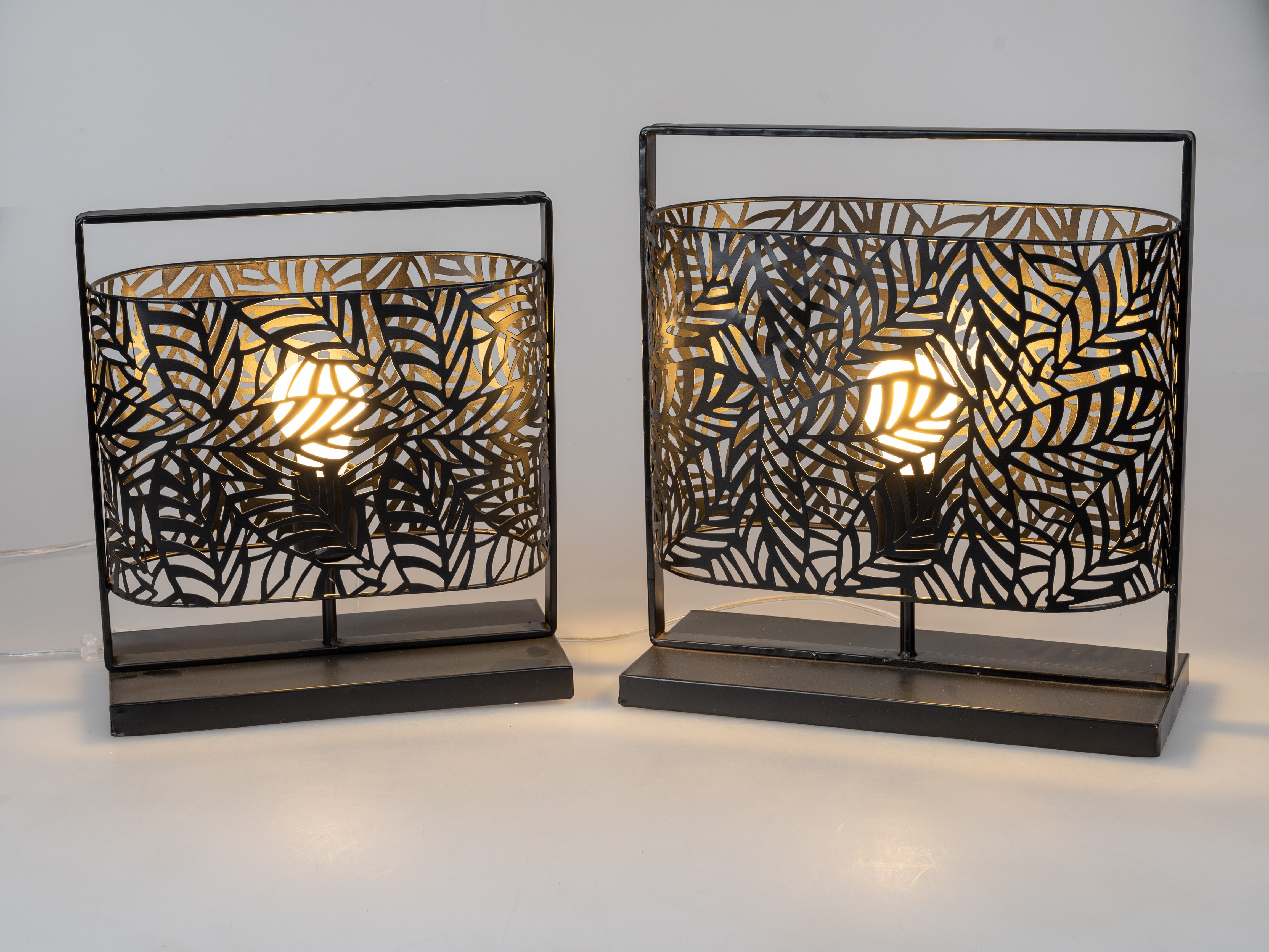 formano Nachttischlampe Blätter, Farbe: Schwarz, Motiv: Blätter günstig online kaufen