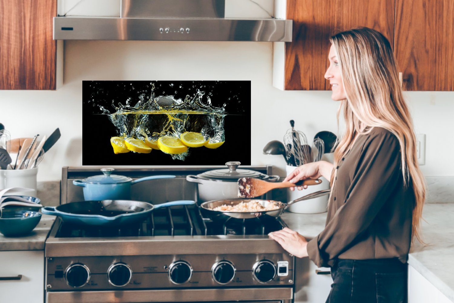 MuchoWow Küchenrückwand - Fett Frucht Küchen cm, - Wasser, - und Wandschutz, - gegen Stilleben für Gelb Schmutzflecken 60x30 Zitrone (1-tlg)