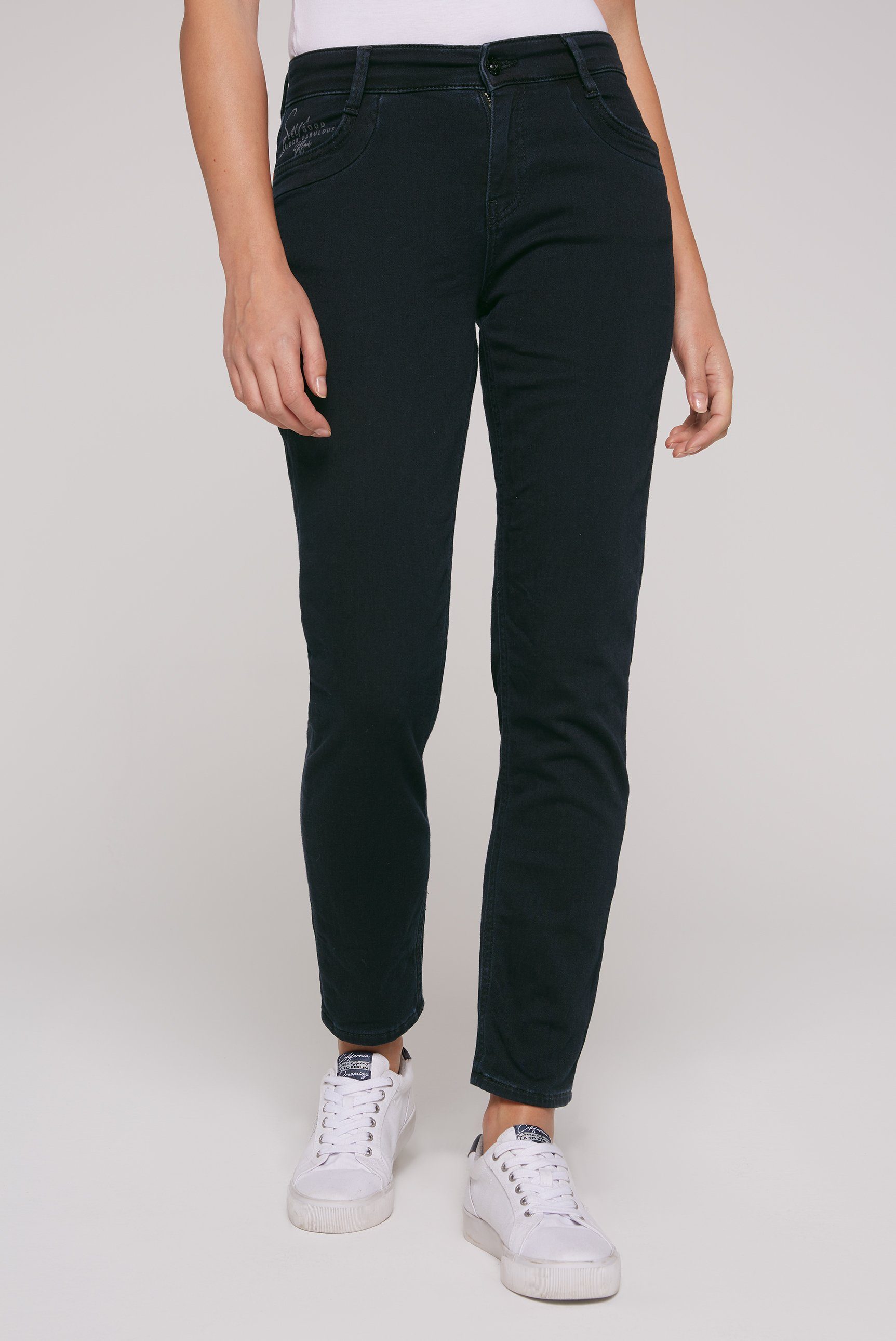 SOCCX Regular-fit-Jeans mit Aus Jogg-Denim verkürztem (Sweatmaterial) Bein